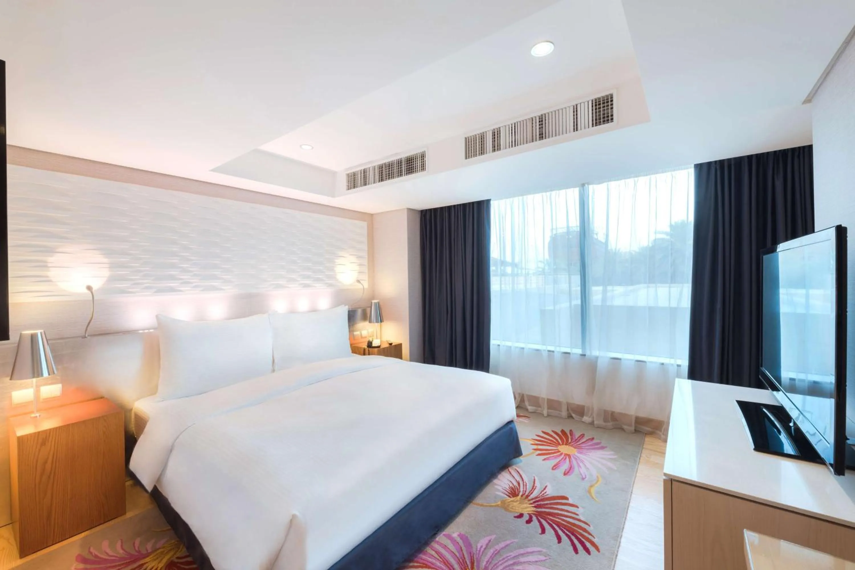 Photo of the whole room, Bed in Radisson Blu Hotel, Kuwait