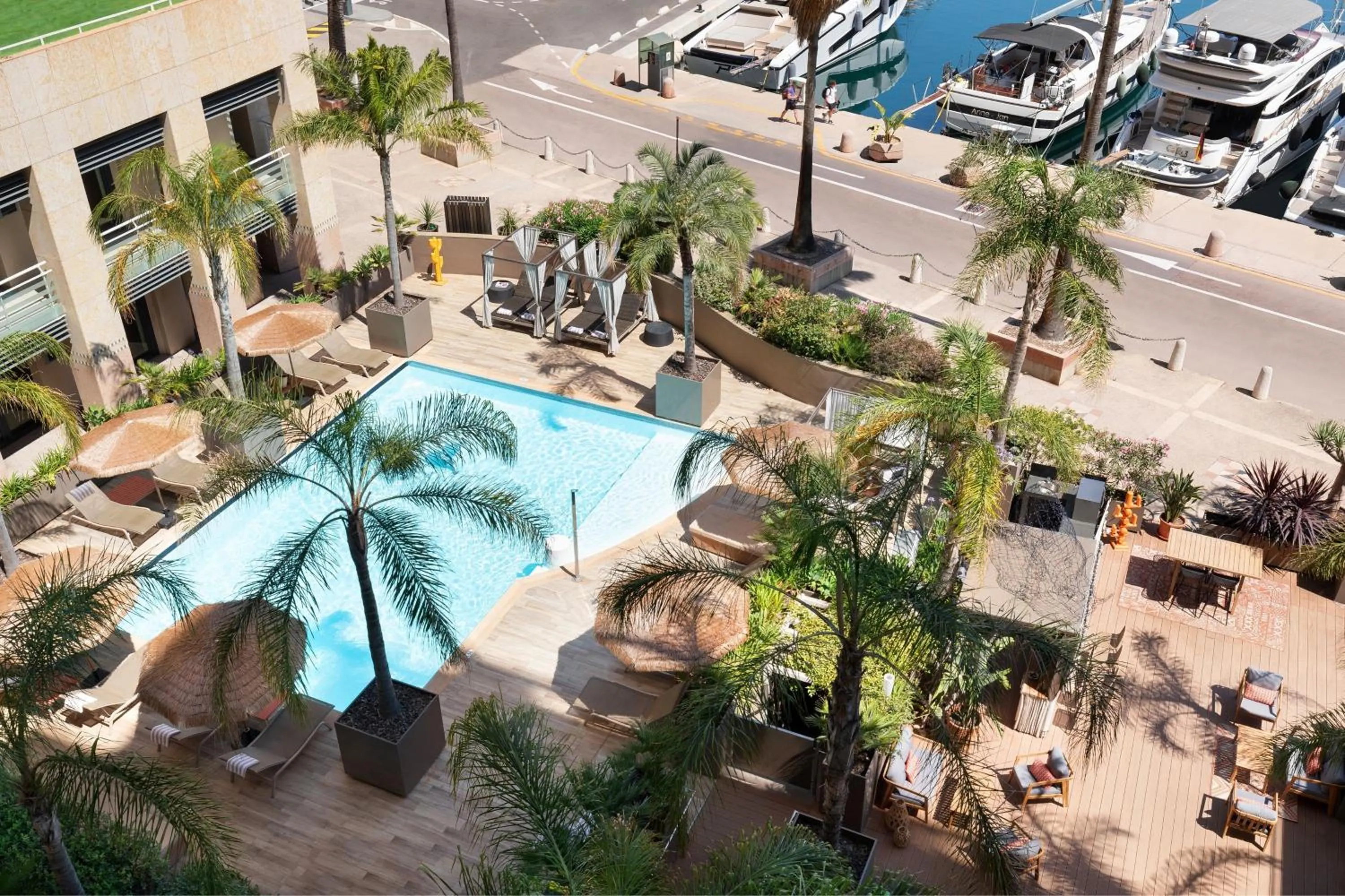 Property building in Riviera Marriott Hotel La Porte De Monaco