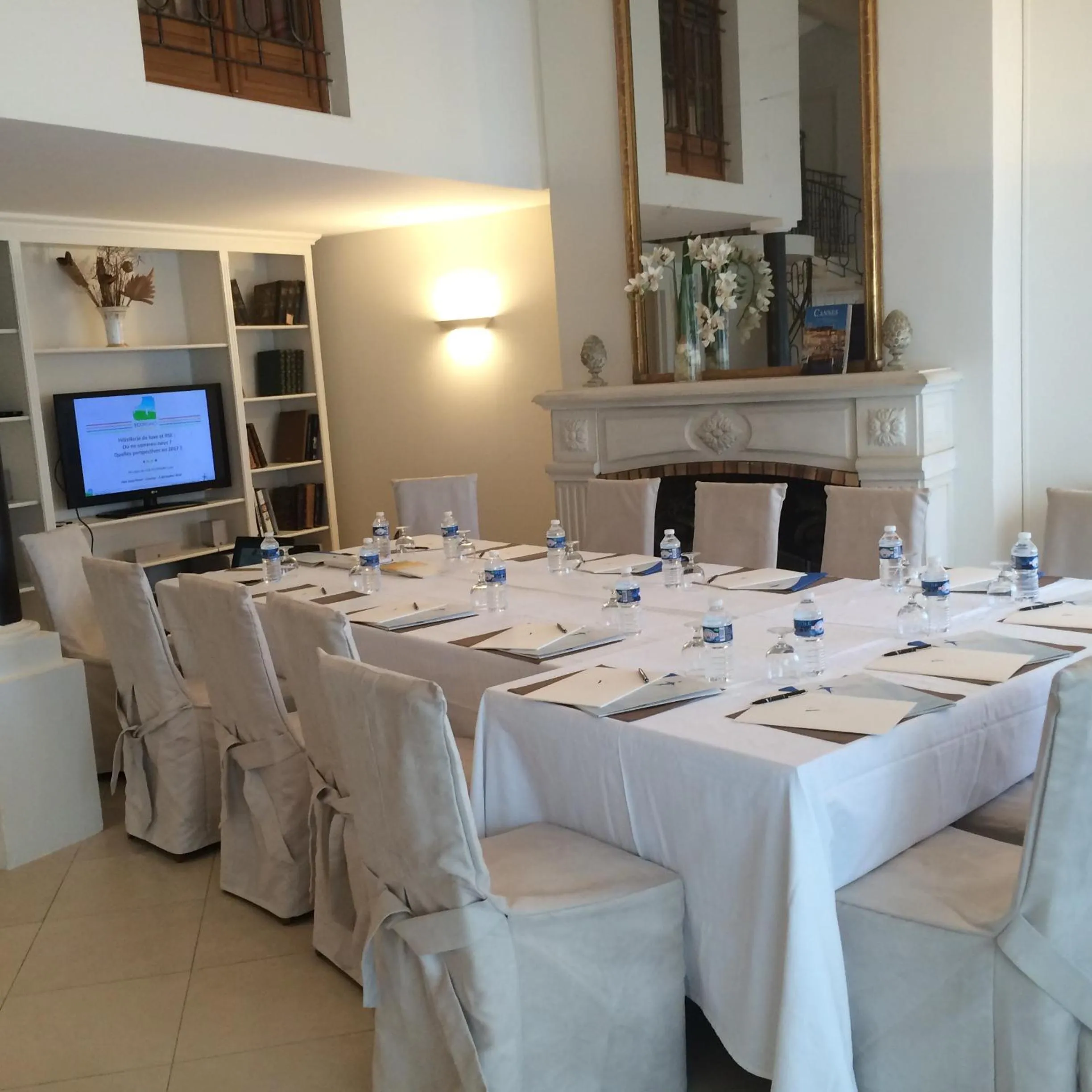 Meeting/conference room in Villa d'Estelle