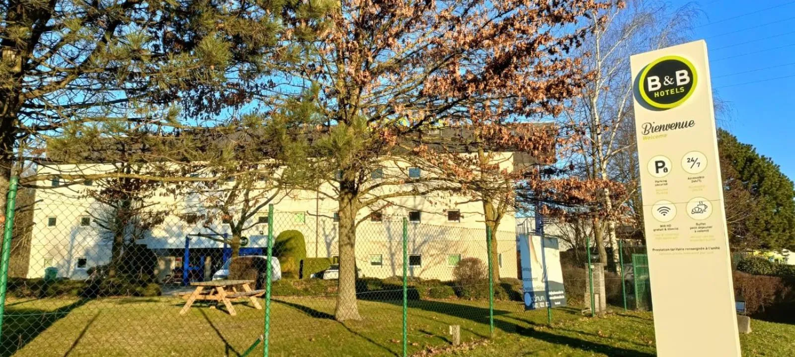 Garden view in ibis Budget Liege