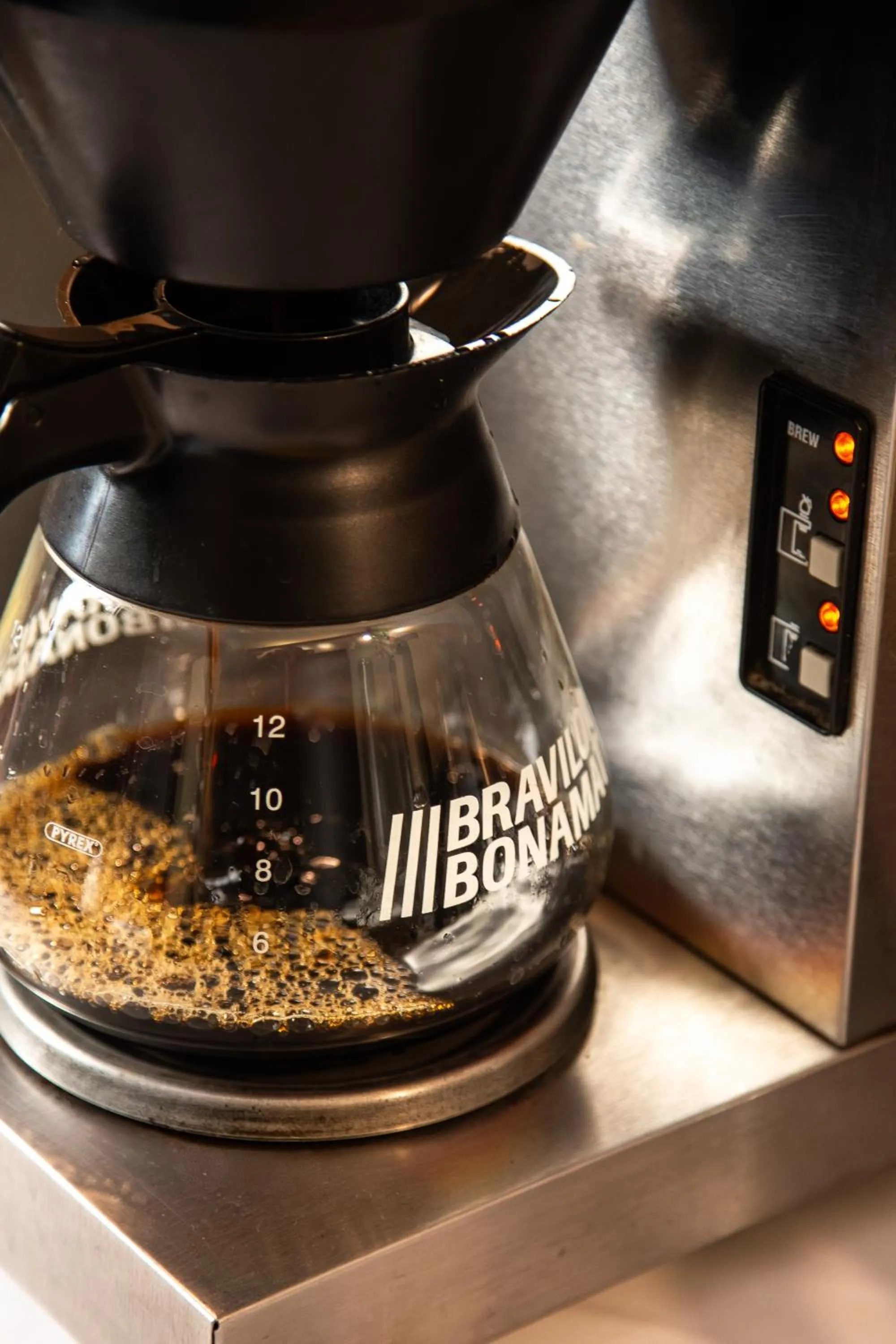 Lounge or bar in OLDEGAR Hôtel