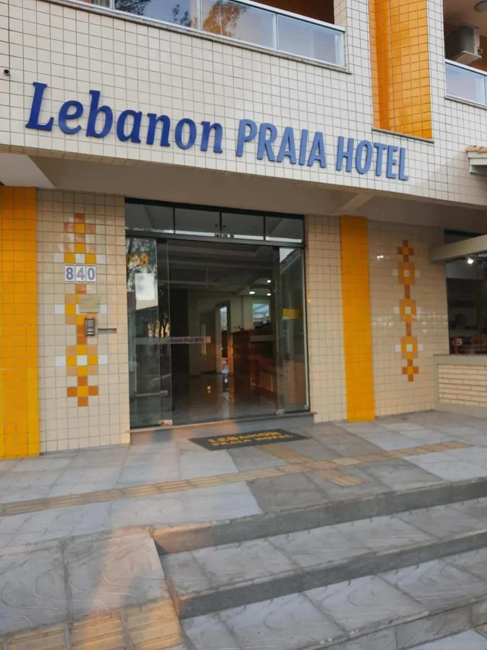 Facade/entrance in Lebanon Praia Hotel
