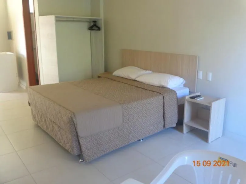 Bed in Lebanon Praia Hotel