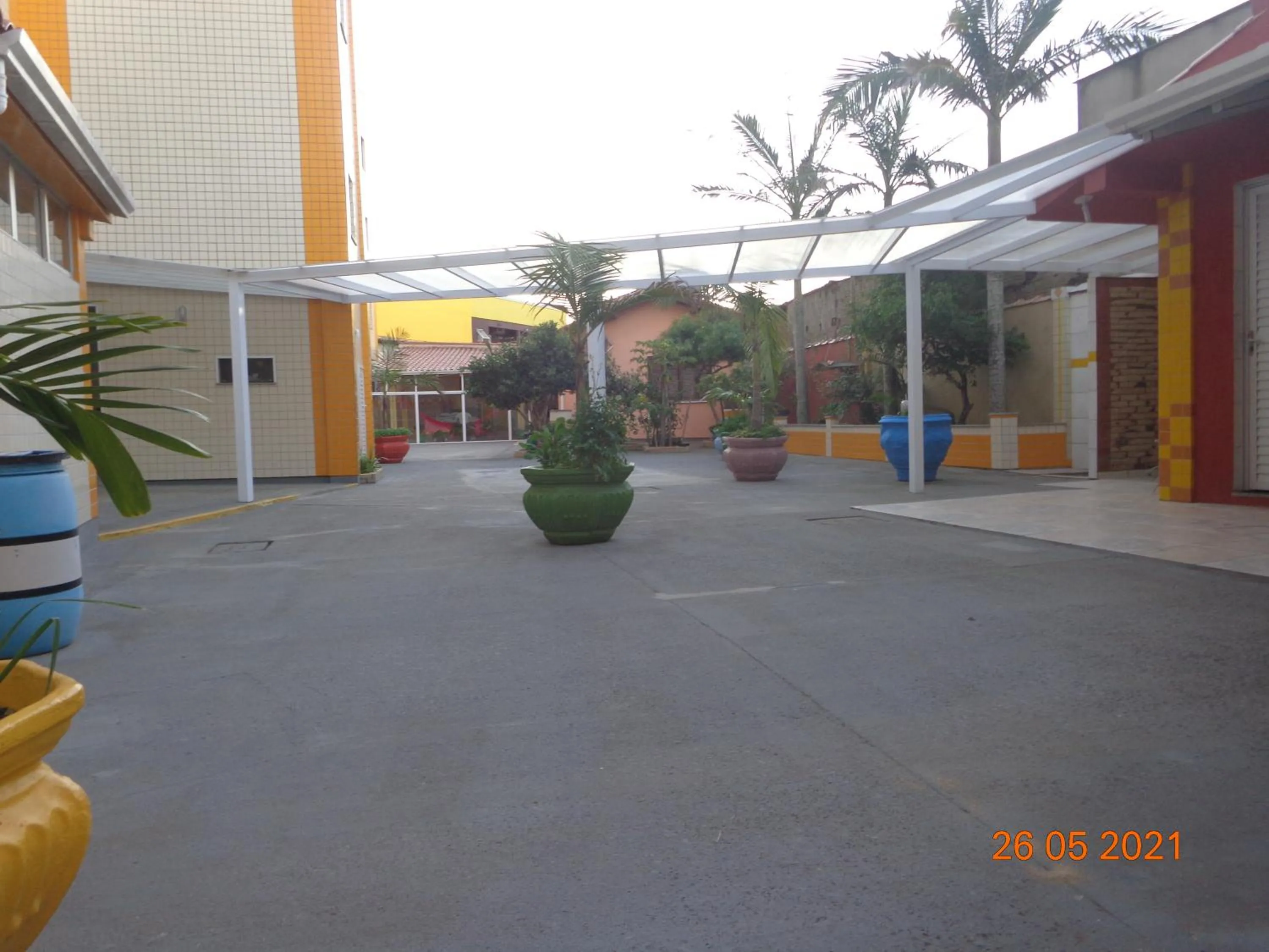 Patio in Lebanon Praia Hotel