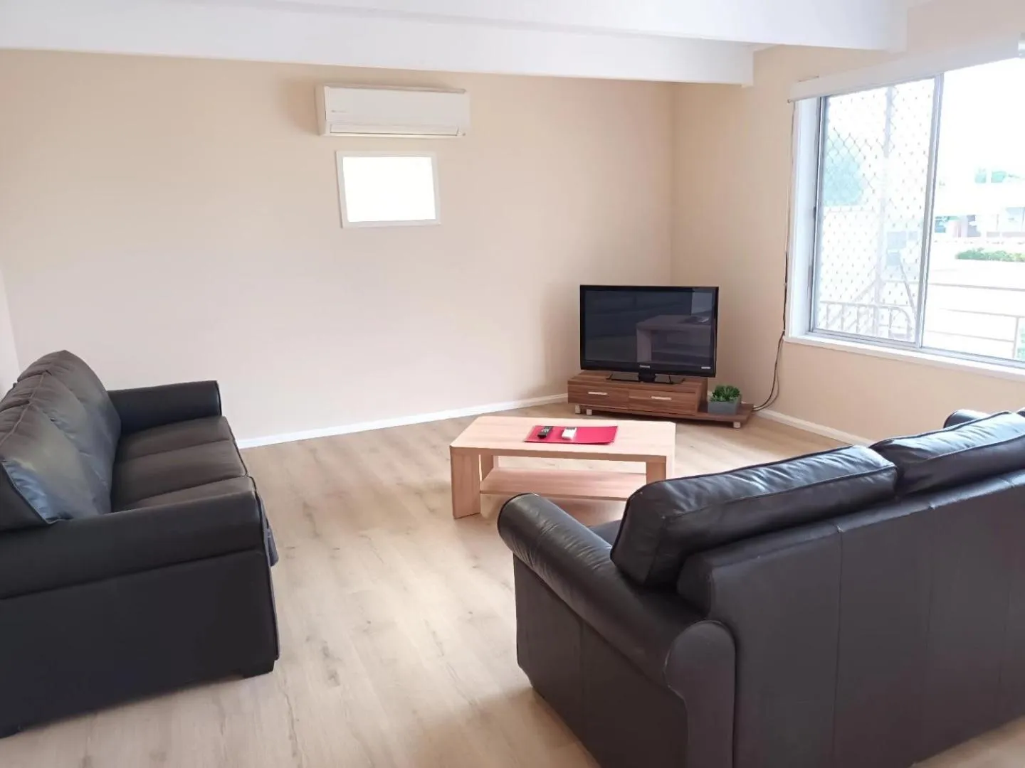 TV and multimedia in Albion Motel Finley