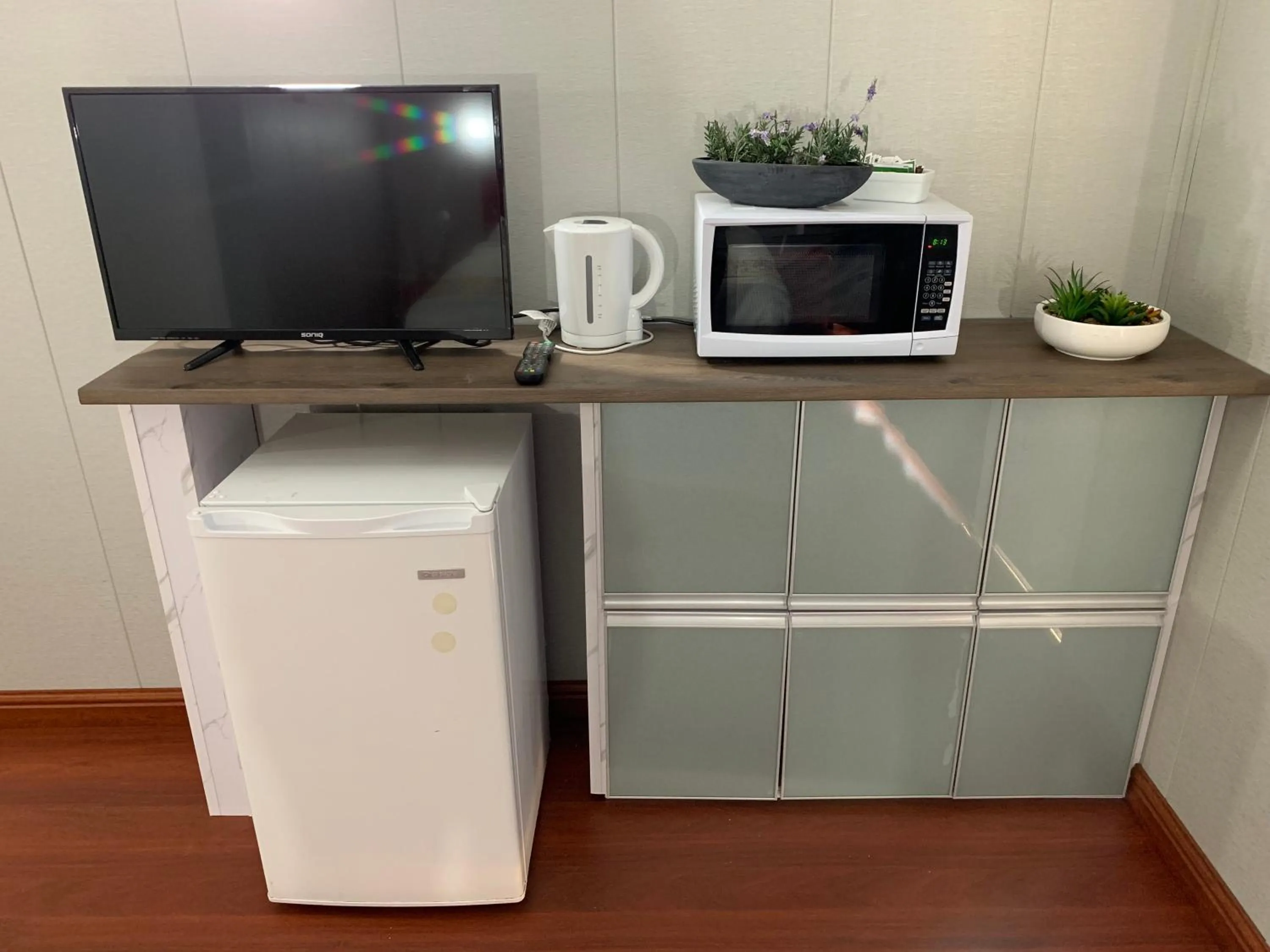 TV and multimedia in Albion Motel Finley