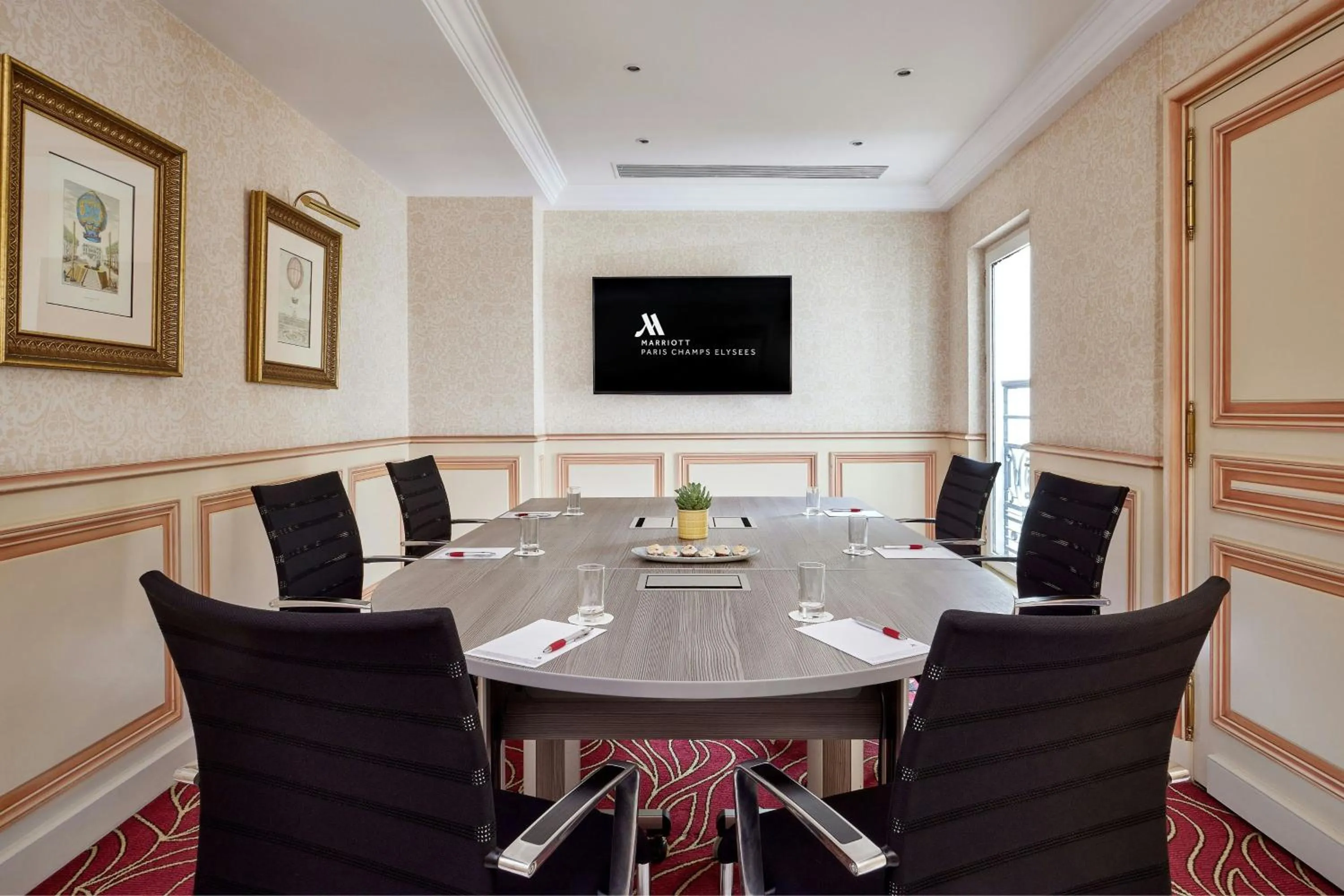 Meeting/conference room in Paris Marriott Champs Elysees Hotel