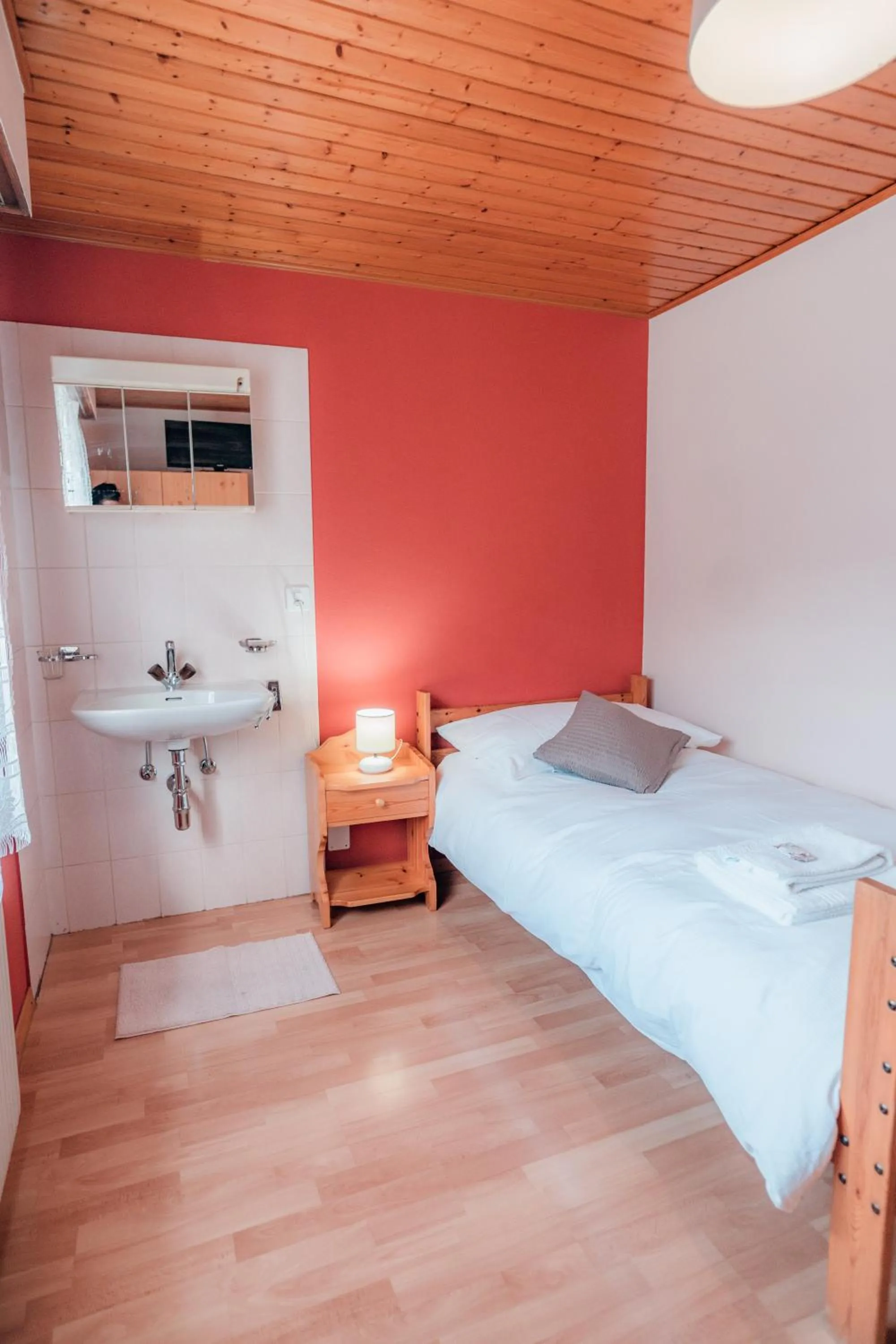 Photo of the whole room, Bed in Relais Fleuri