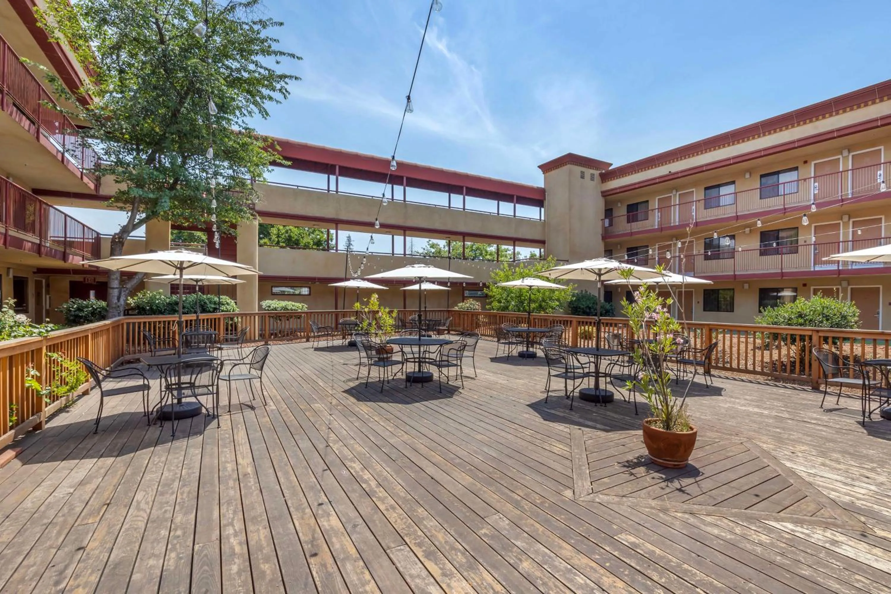 Property building in Best Western Plus Orchid Hotel & Suites