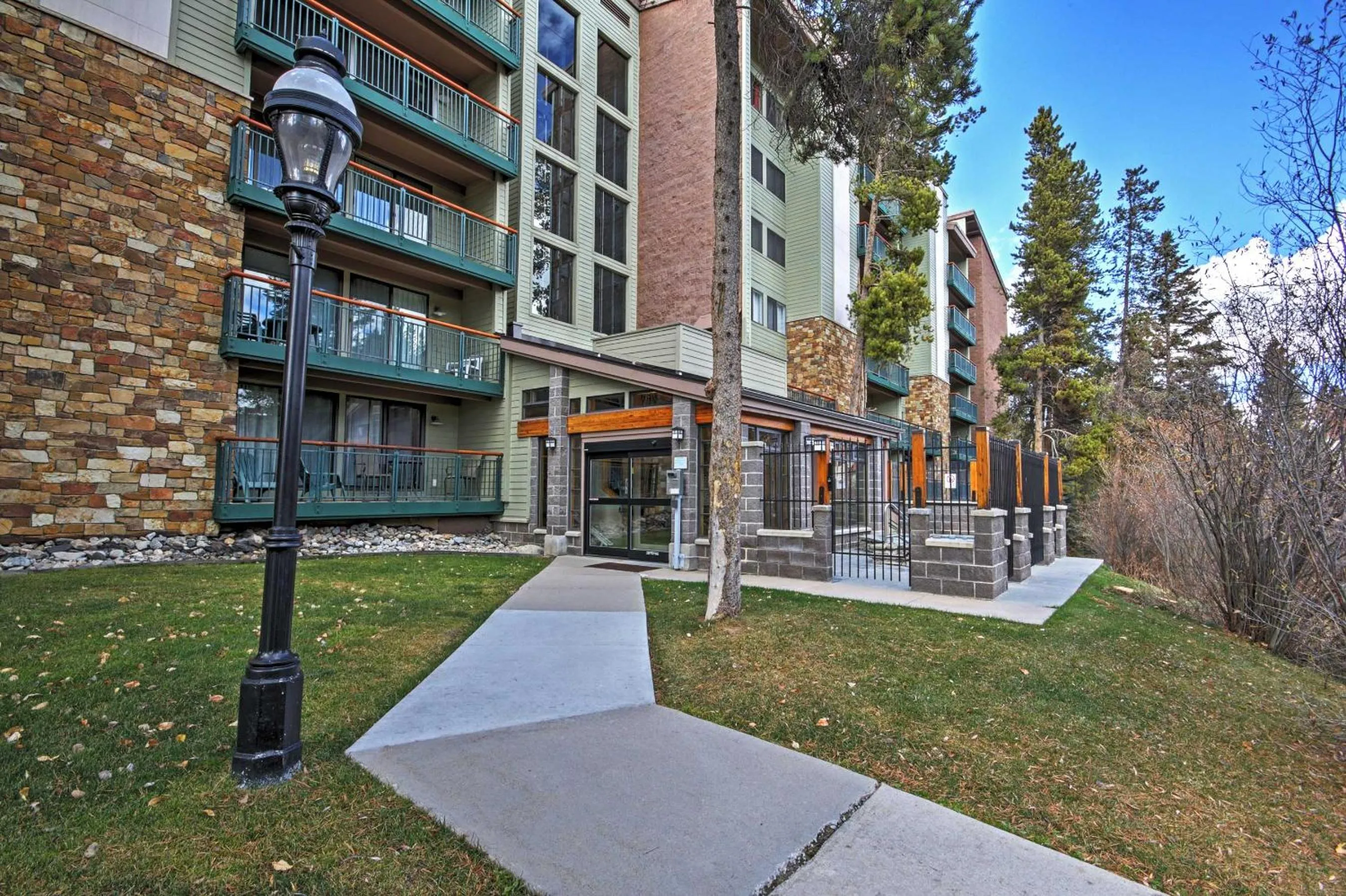 Breck Ski-InandSki-Out Condo Near Main Street!