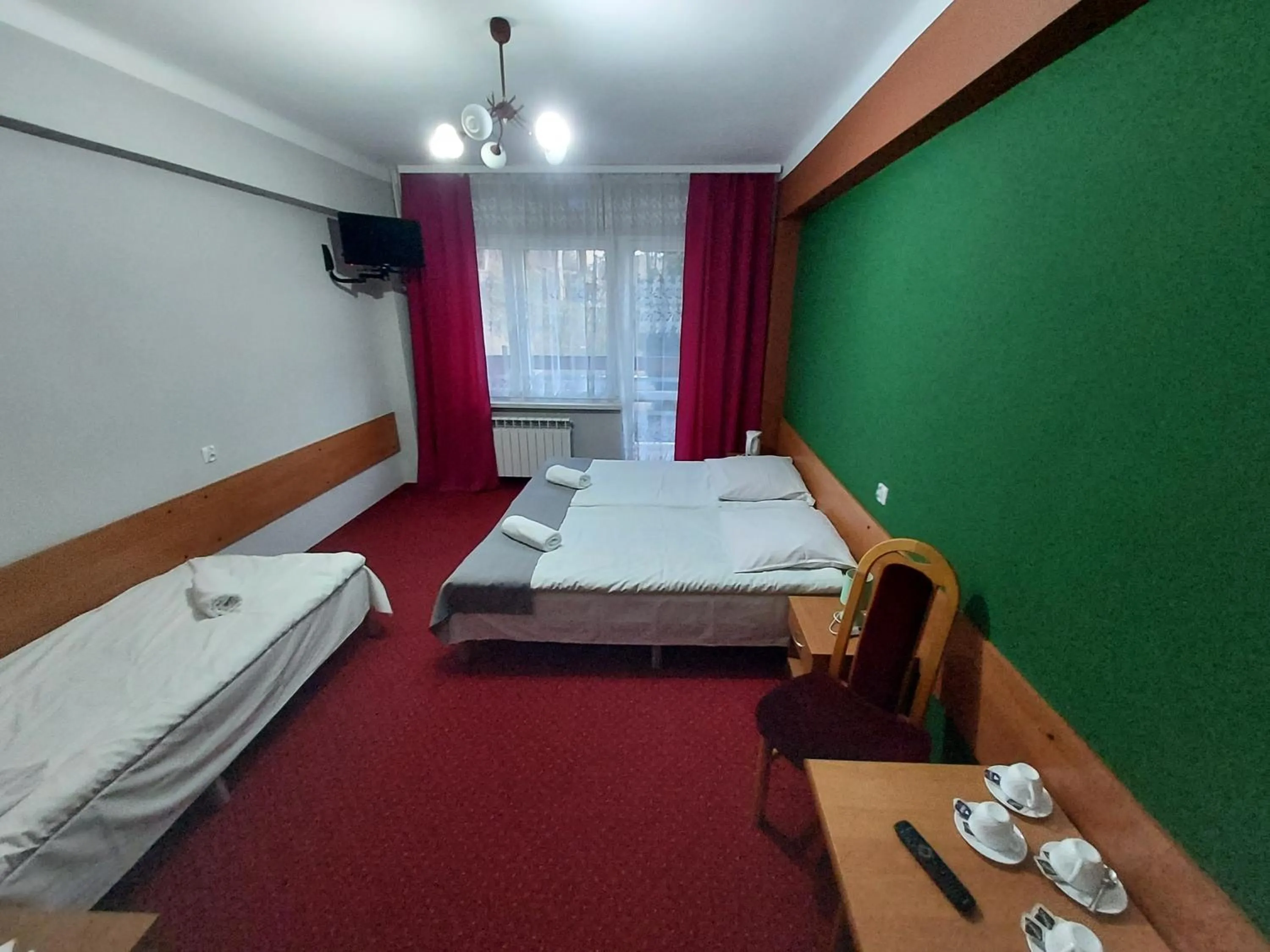 Property building, Bed in Rezydencja Izabella
