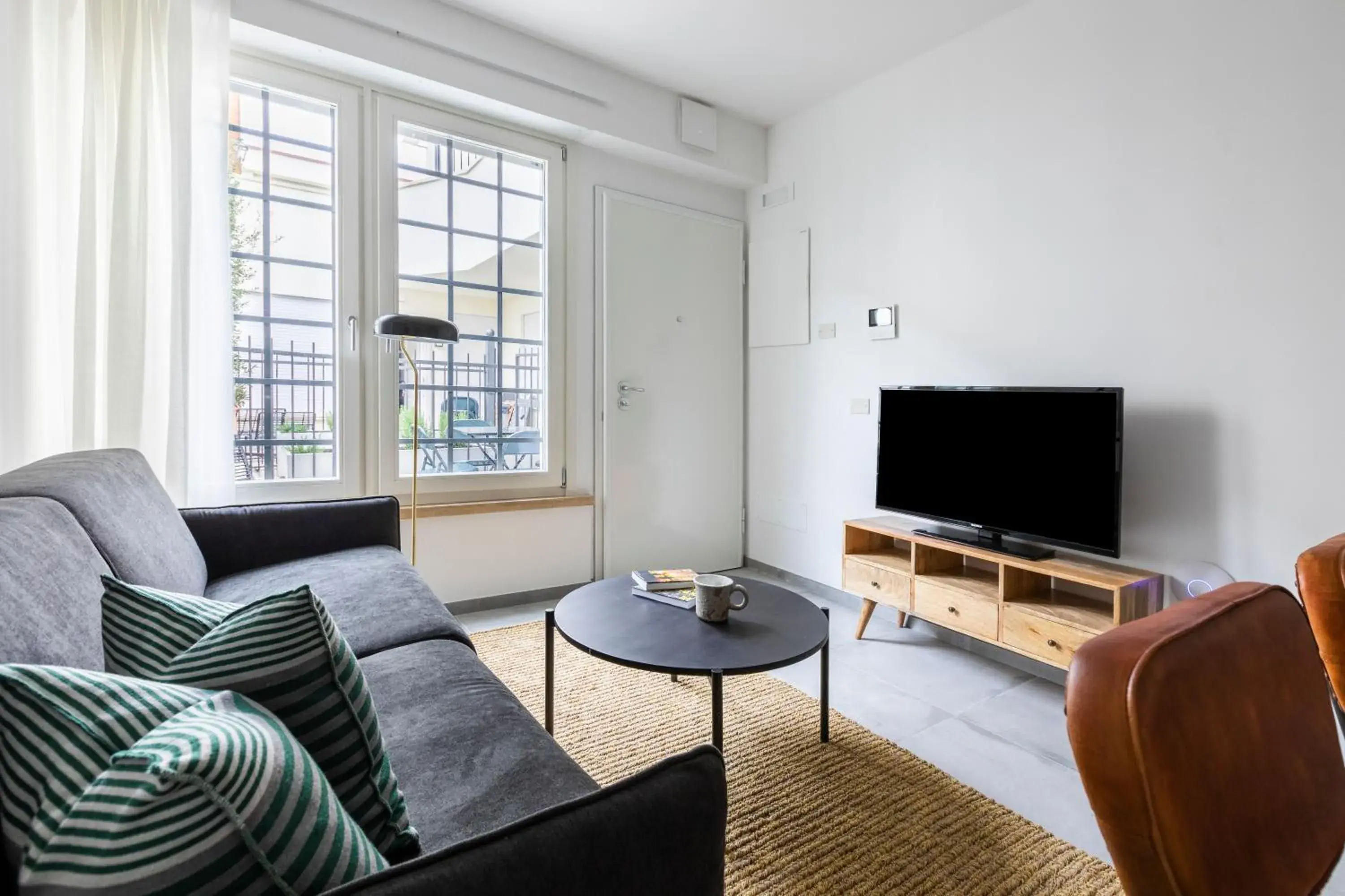 Two-Bedroom Apartment with Terrace in Sonder by Marriott Bonvoy San Lorenzo Apartments Two-Bedroom Apartment with Terrace in Sonder by Marriott Bonvoy San Lorenzo Apartments