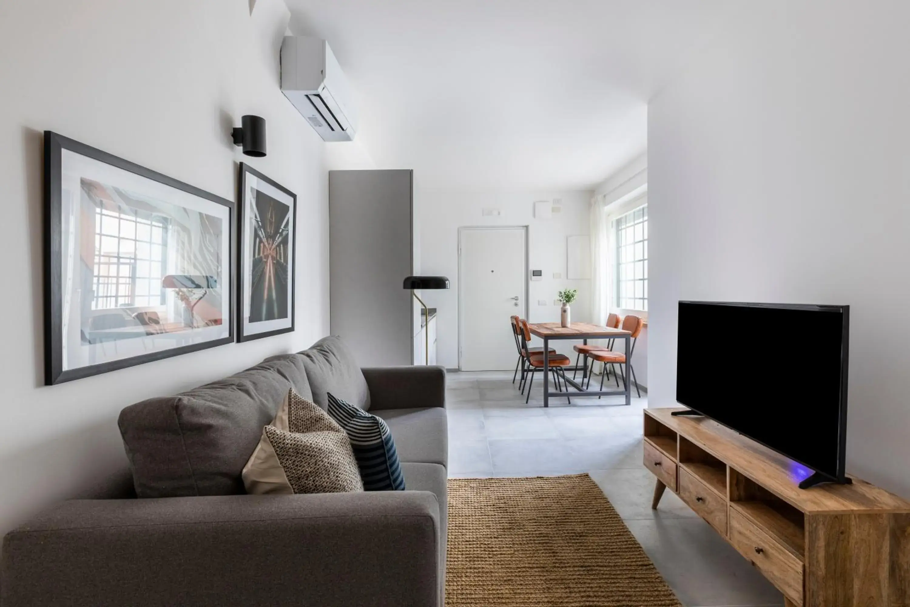 Three-Bedroom Apartment with Balcony in Sonder by Marriott Bonvoy San Lorenzo Apartments Three-Bedroom Apartment with Balcony in Sonder by Marriott Bonvoy San Lorenzo Apartments