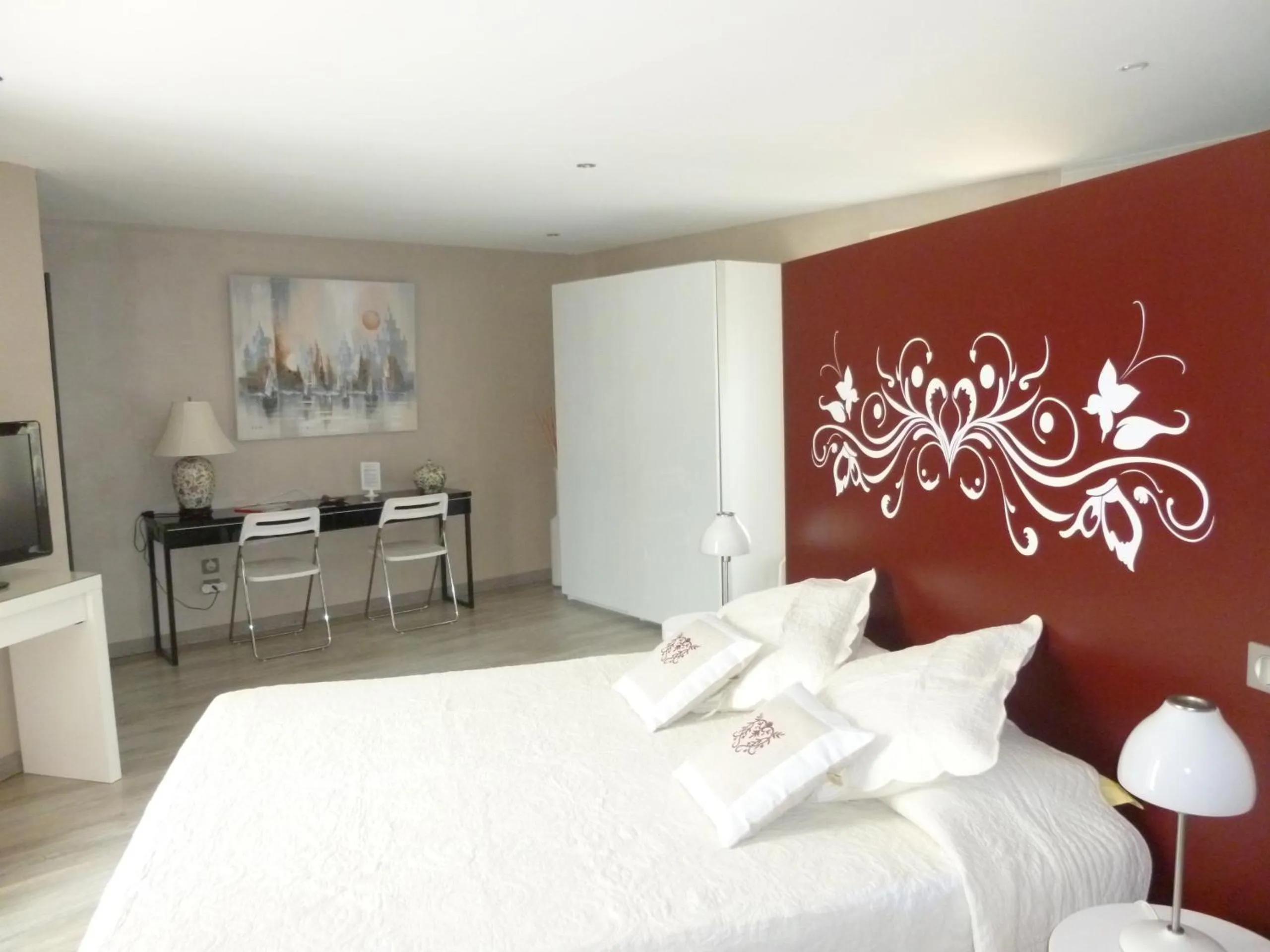 Photo of the whole room in Au Mas de Gamet