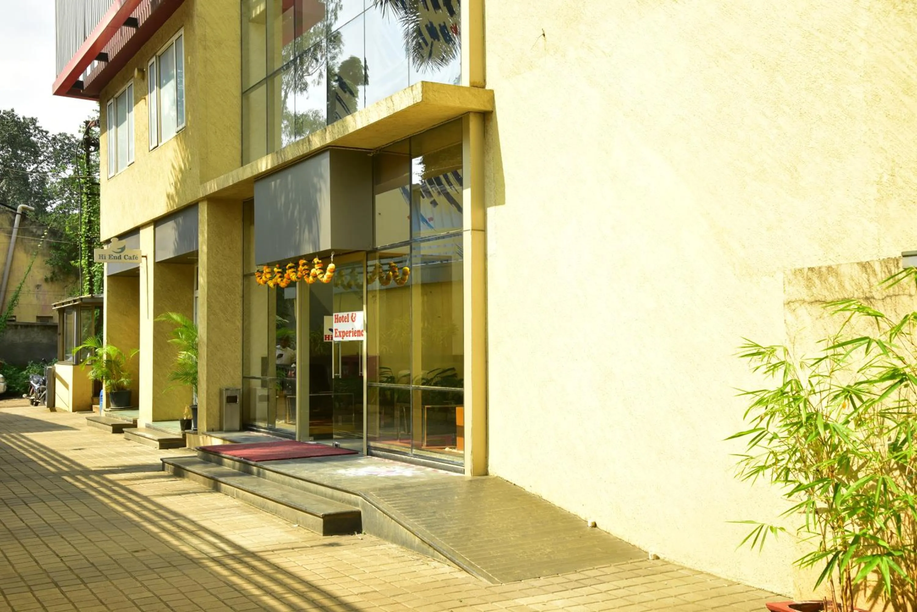 Property building in Hi 5 Hotel & Experience