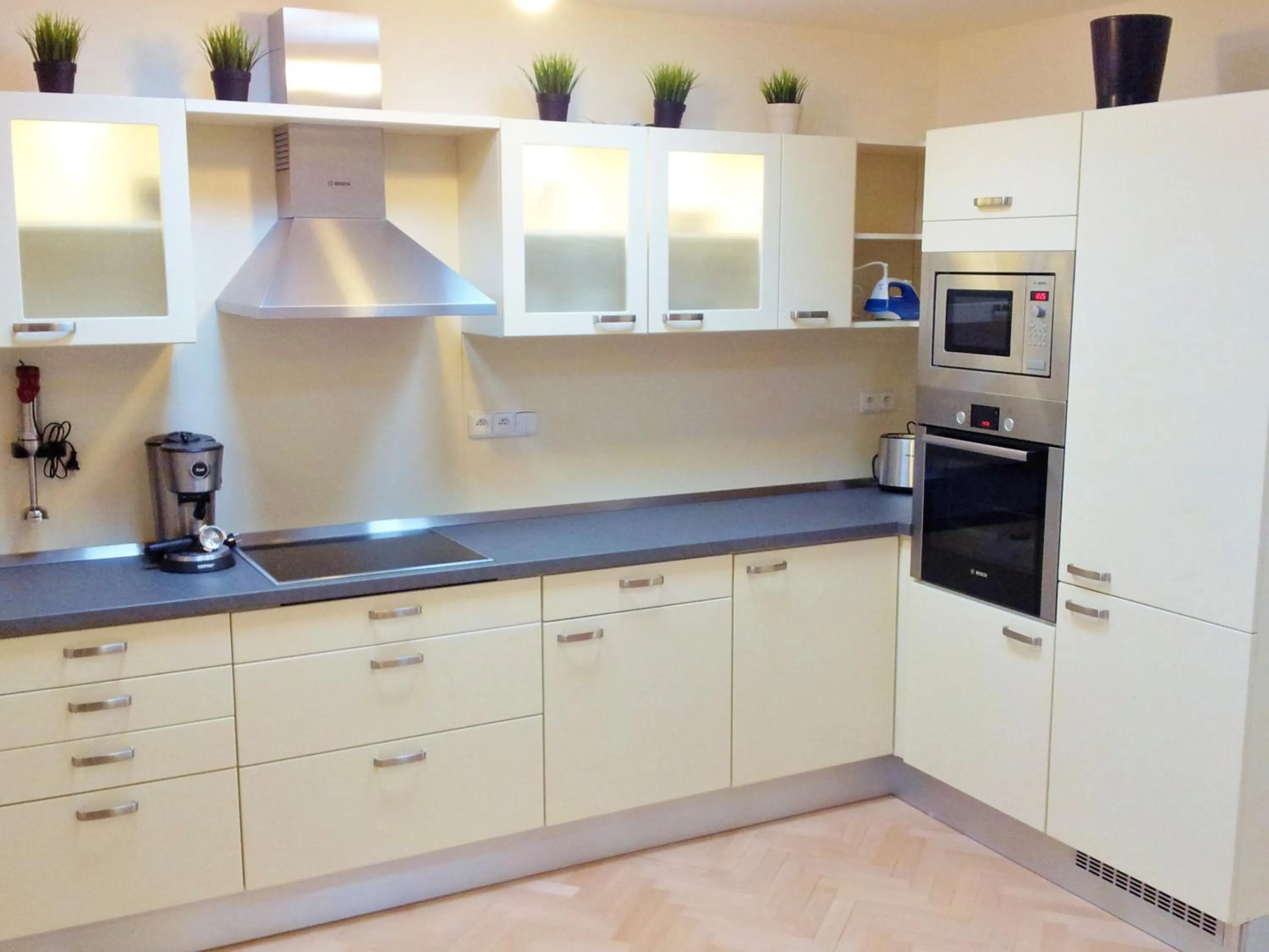 Coffee/tea facilities in Selinor Old Town Apartments