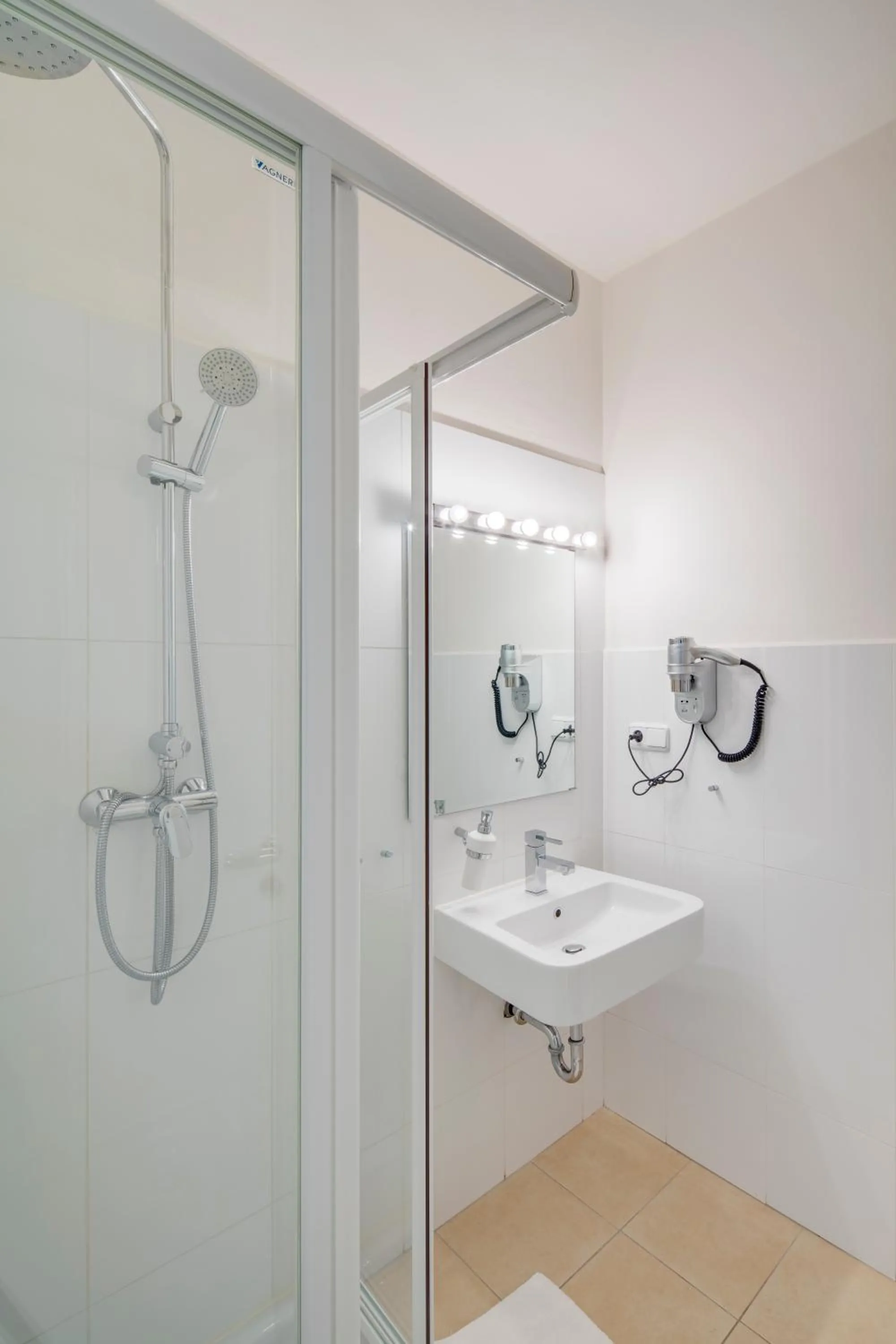 Shower in Selinor Old Town Apartments
