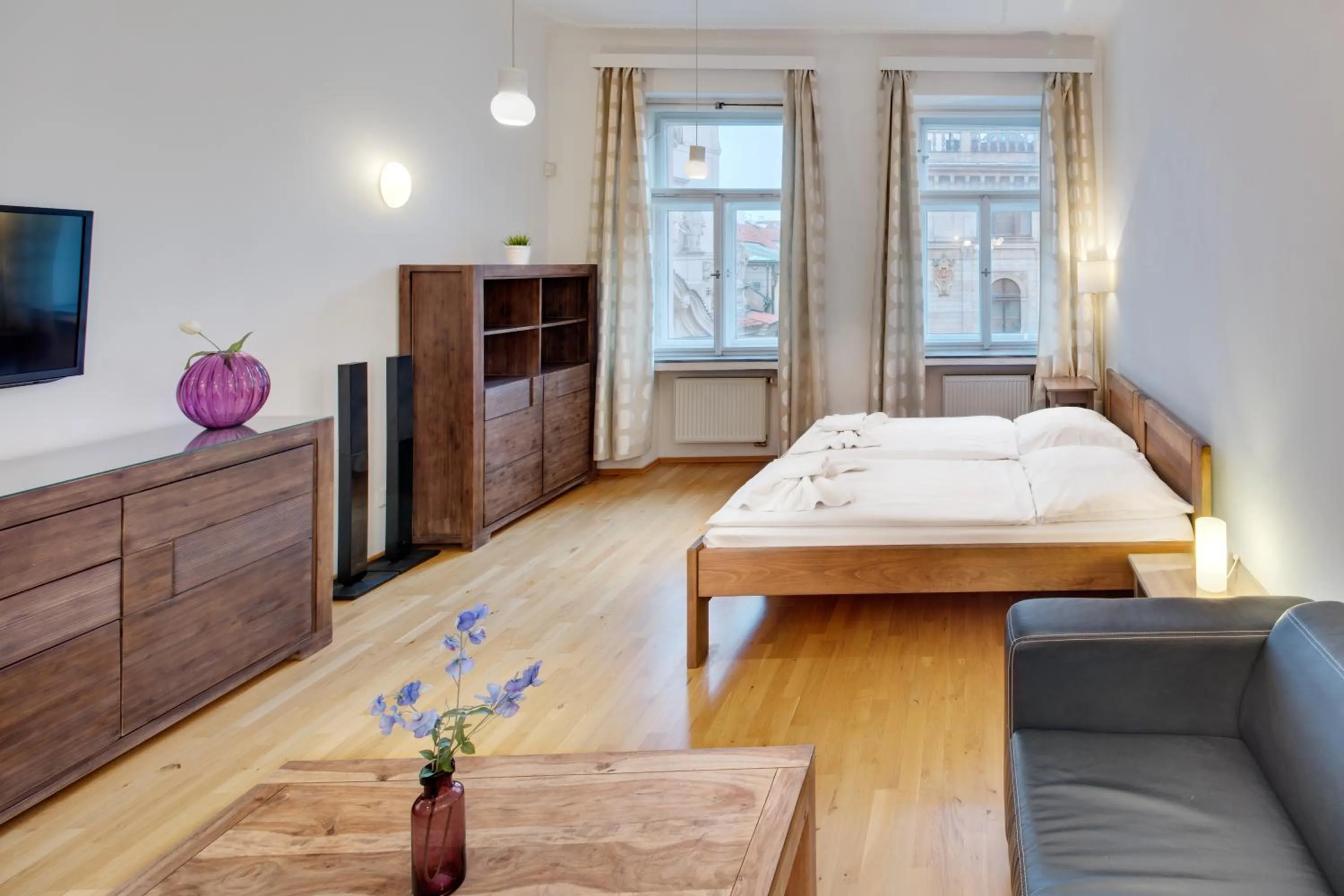 Living room, Bed in Selinor Old Town Apartments