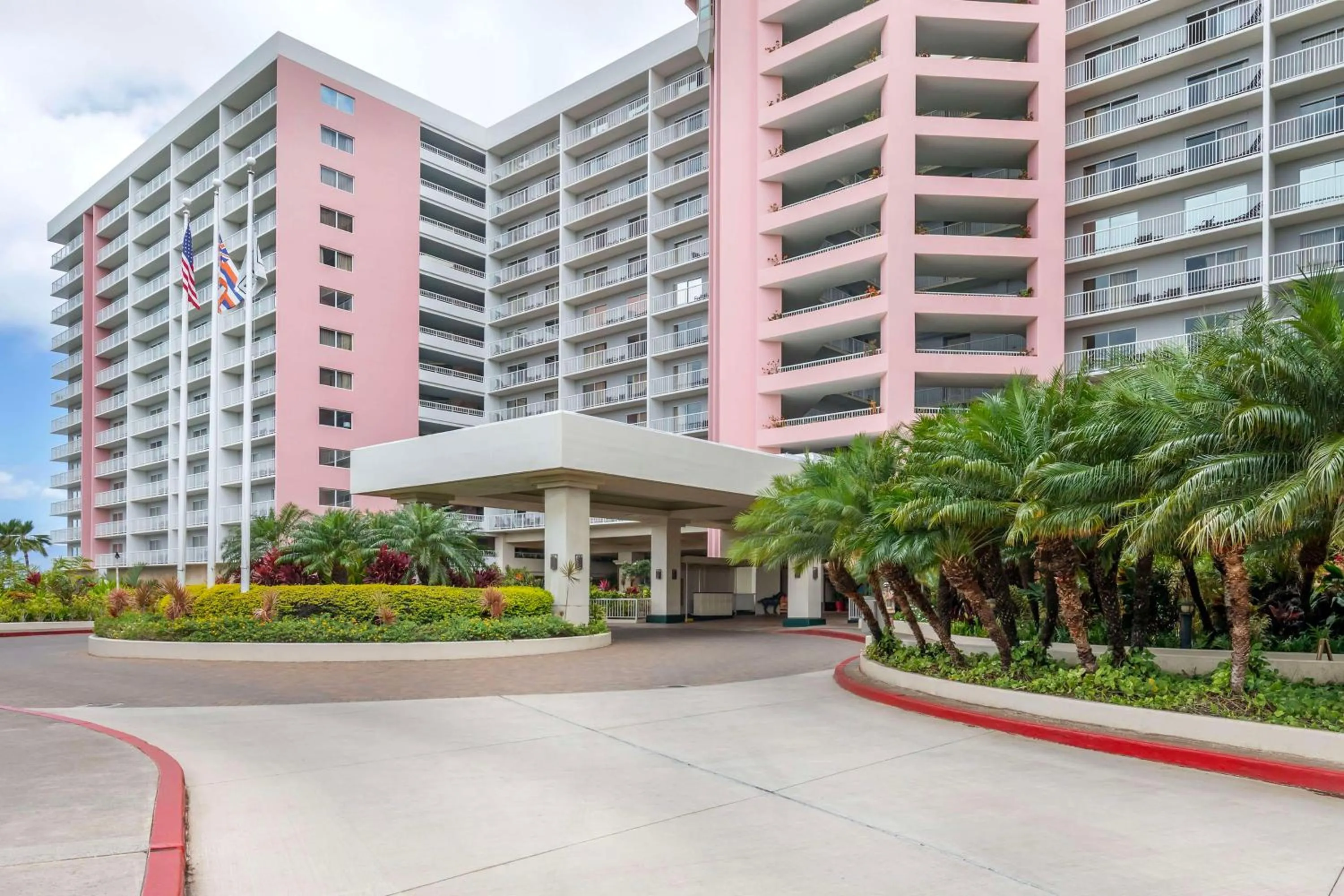 Property building in Hilton Vacation Club Ka'anapali Beach Maui