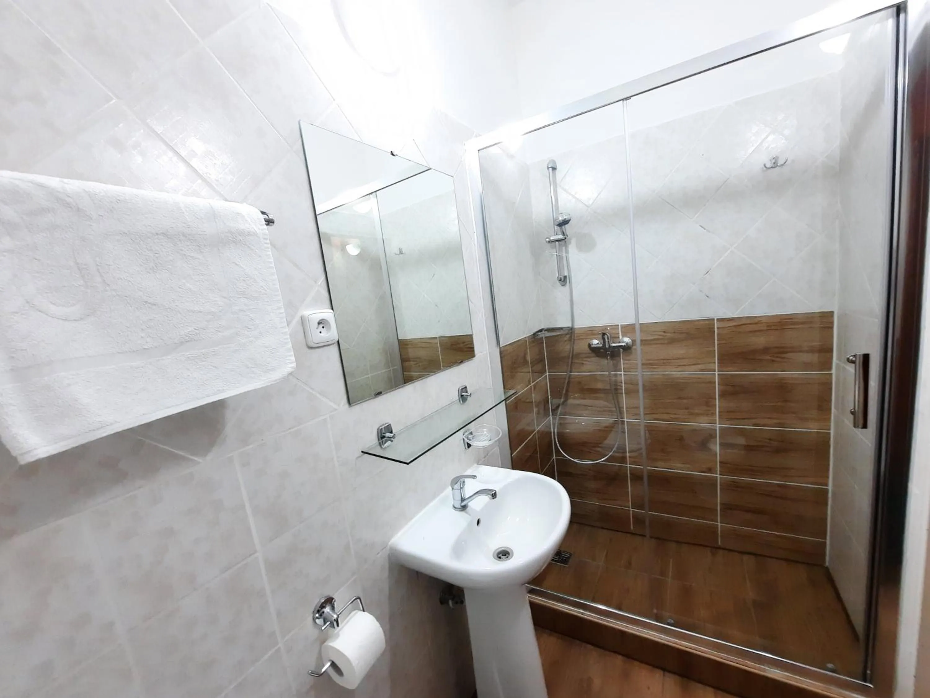 Bathroom in Pension City Center