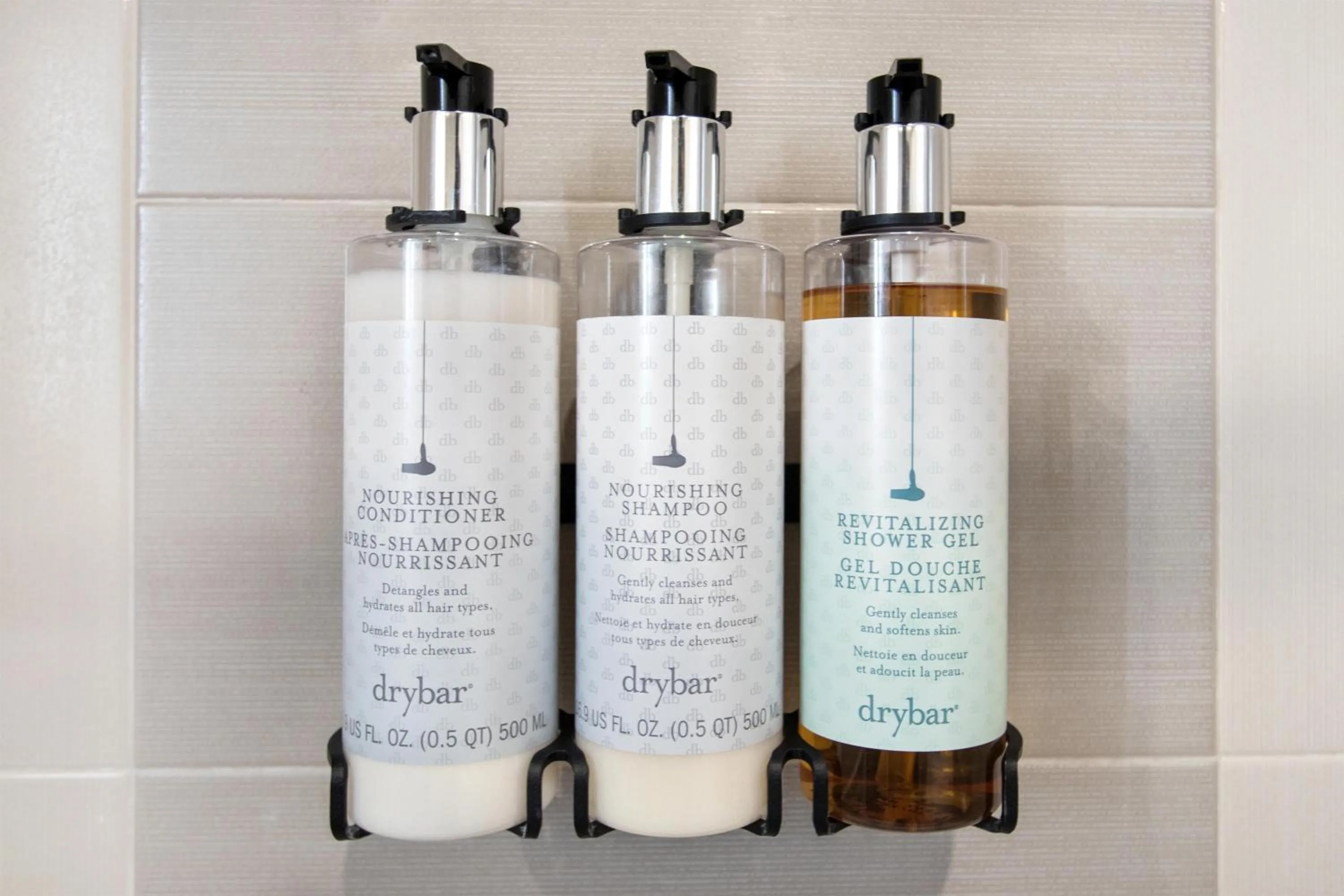 Bathroom in Aiden Los Angeles Downtown Dragon Gate Inn