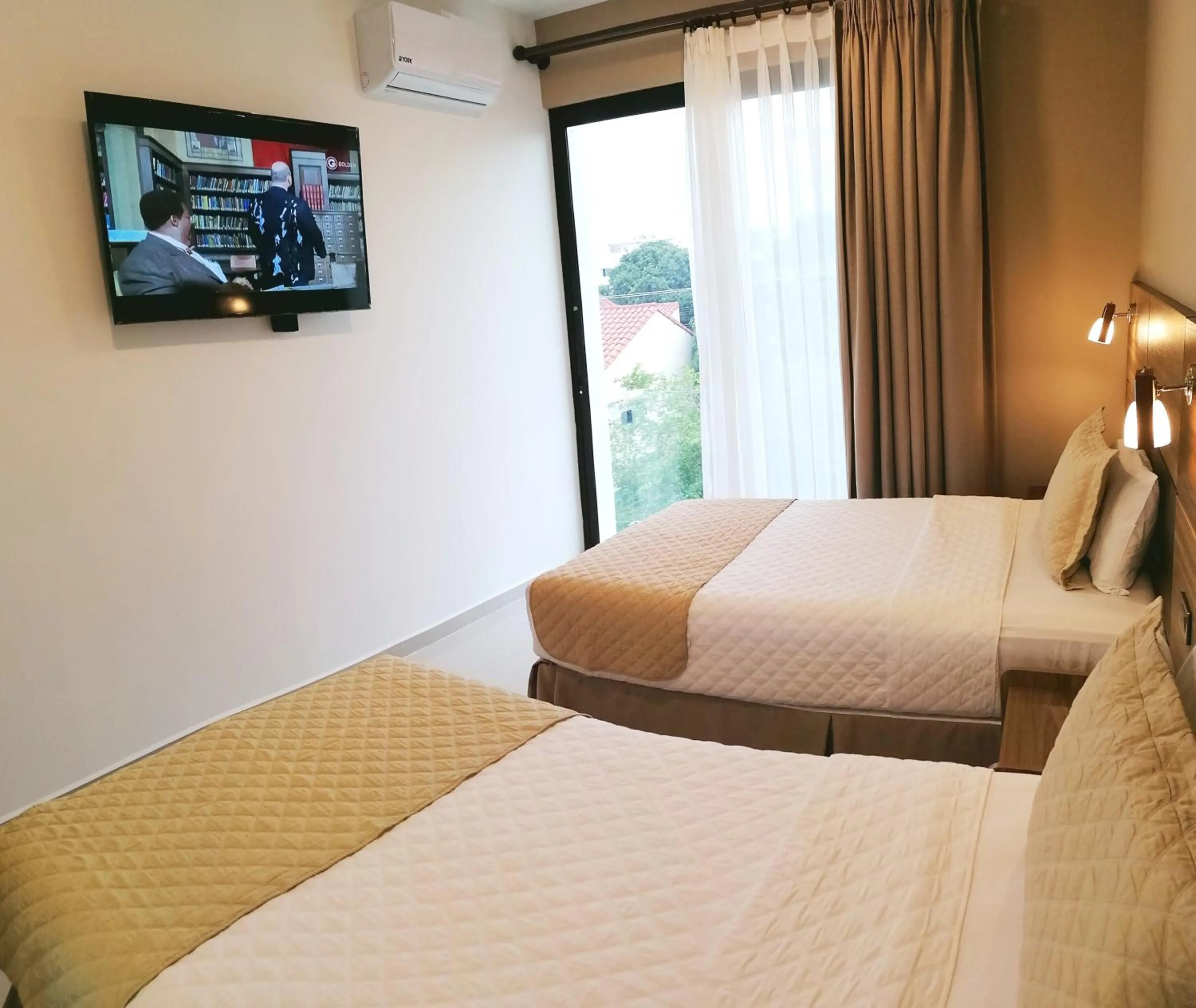 Bed in Premium Suites Deluxe Aparthotel Equipetrol