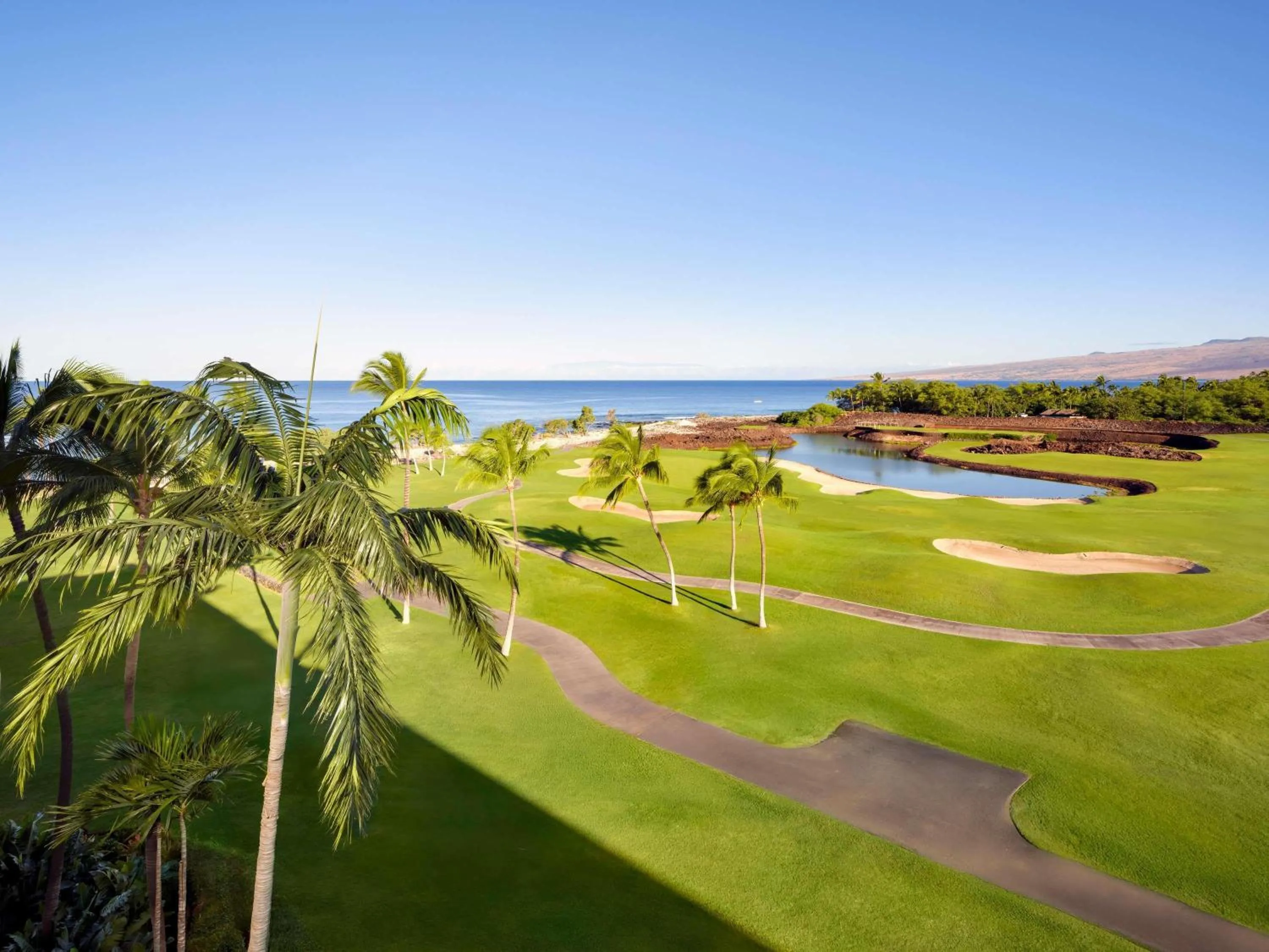 Bedroom in Fairmont Orchid