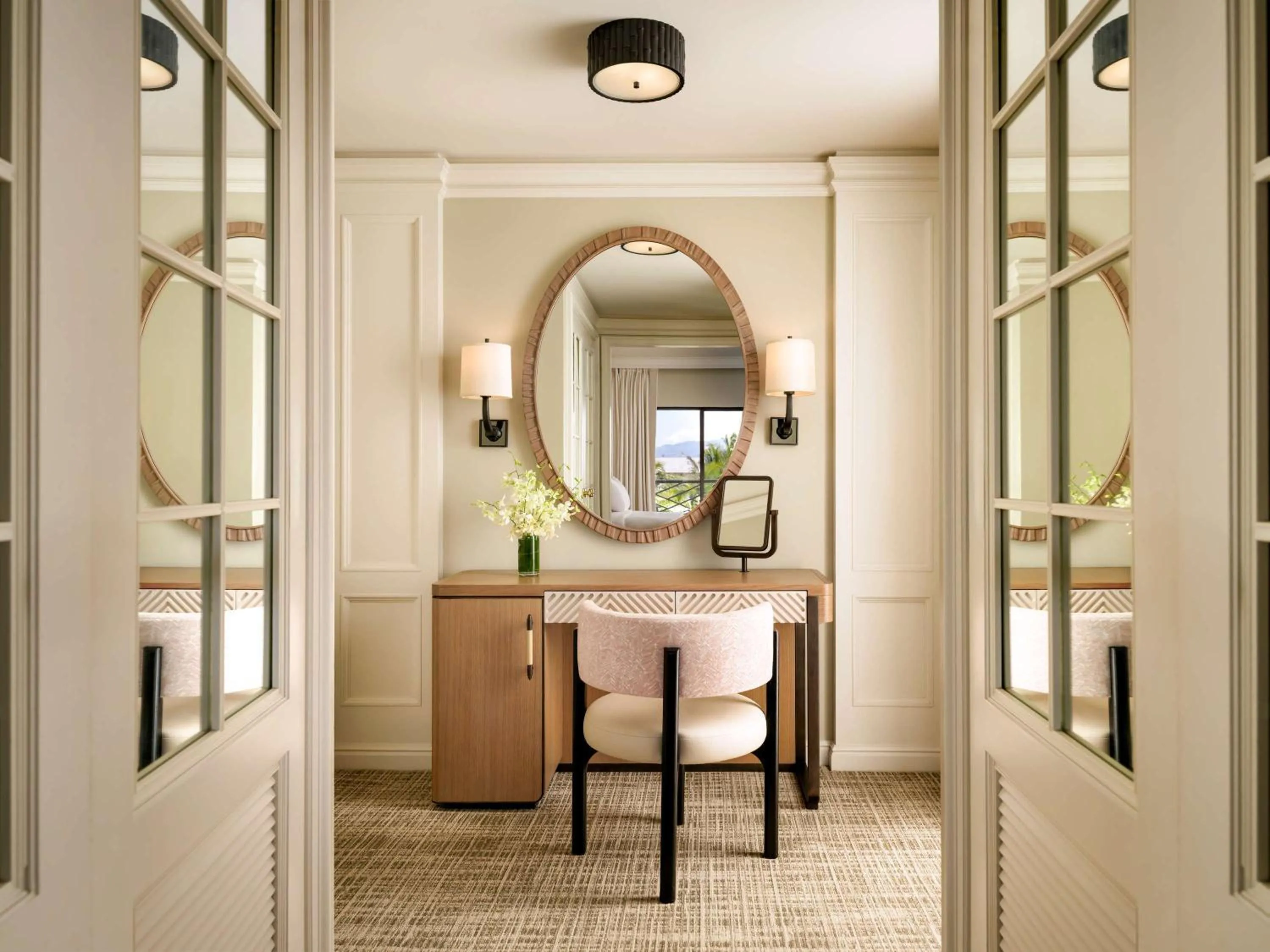 Bedroom in Fairmont Orchid