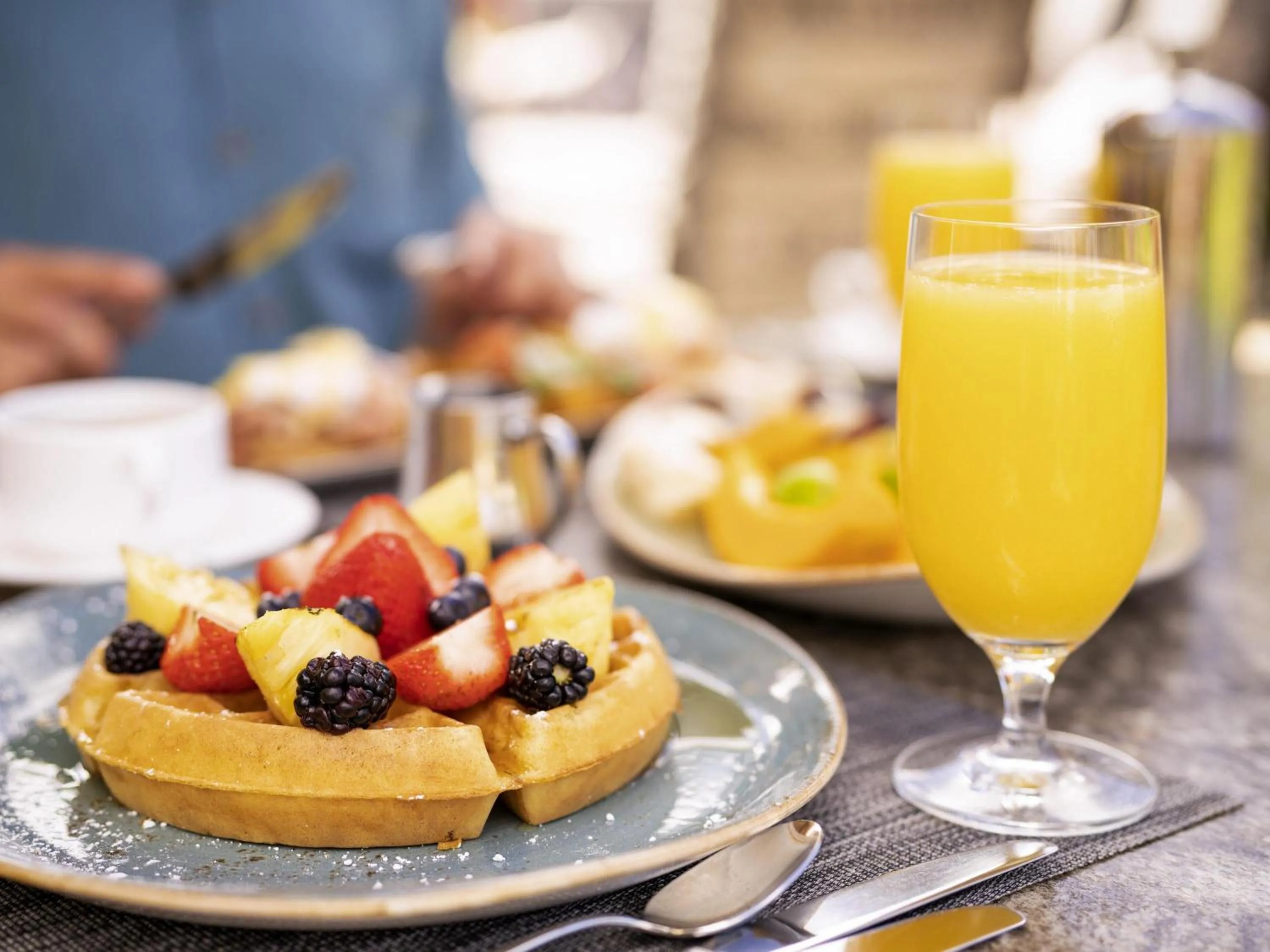 Breakfast in Fairmont Orchid