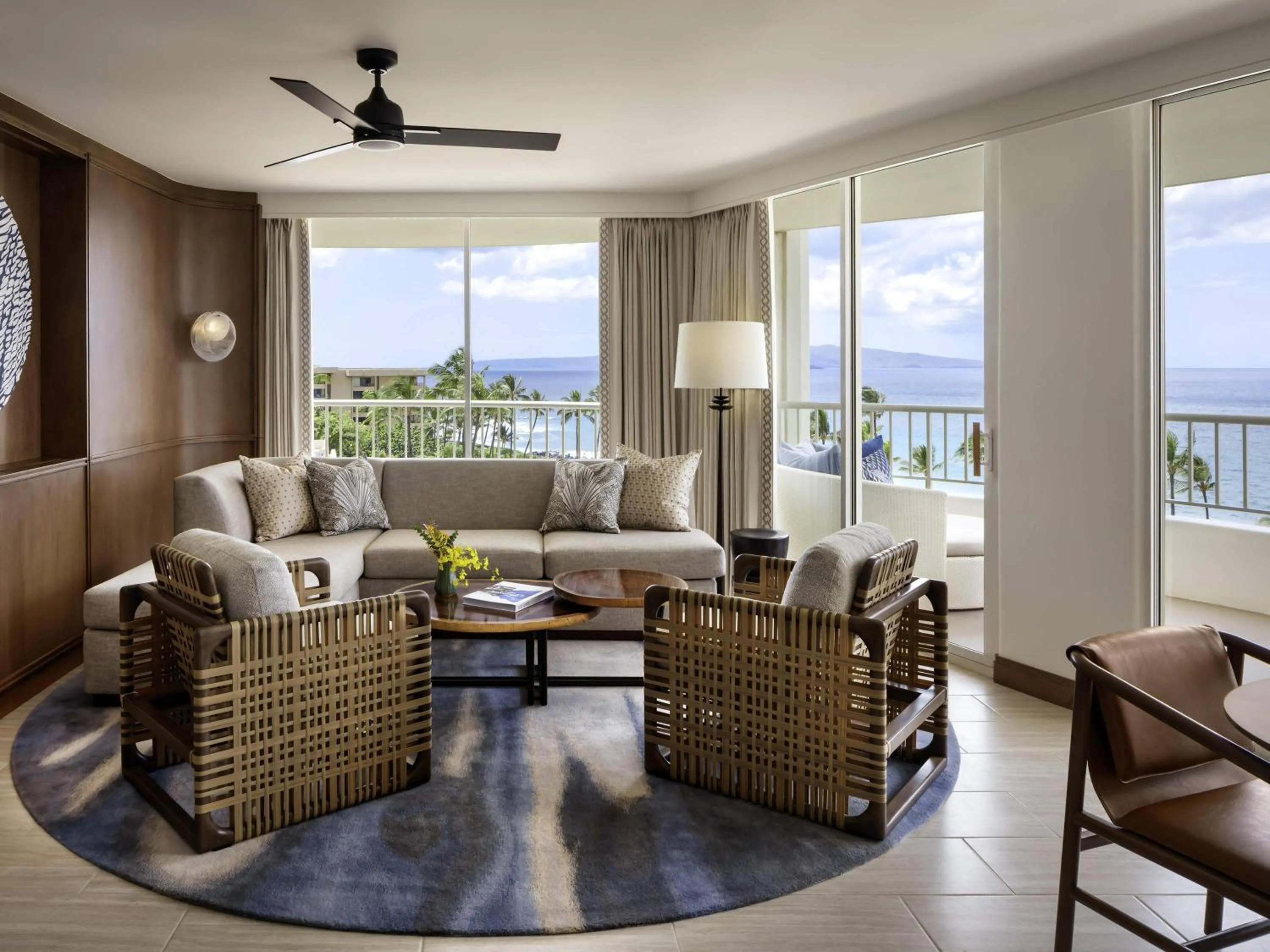 Bedroom in Fairmont Kea Lani, Maui