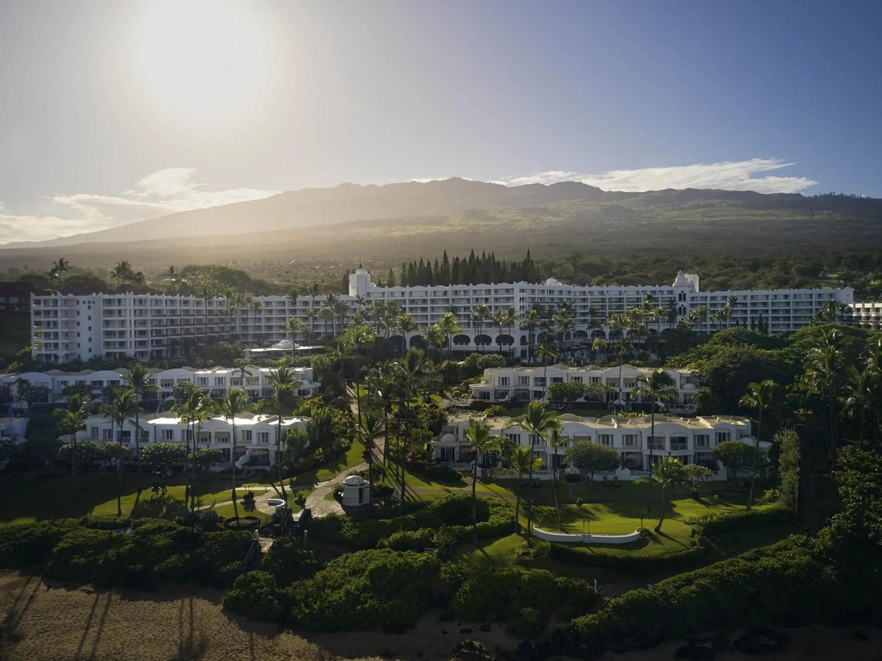 Bedroom in Fairmont Kea Lani, Maui