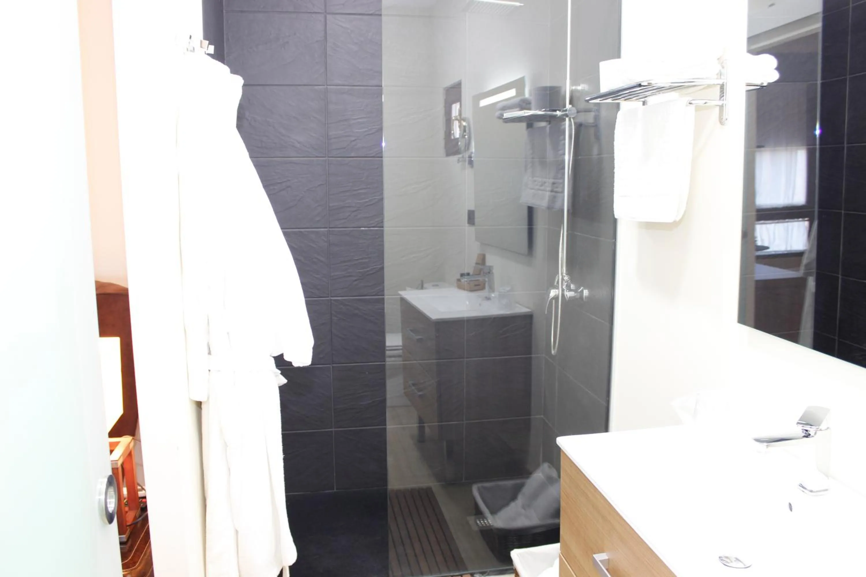 Shower in Palacete Maria Rosa