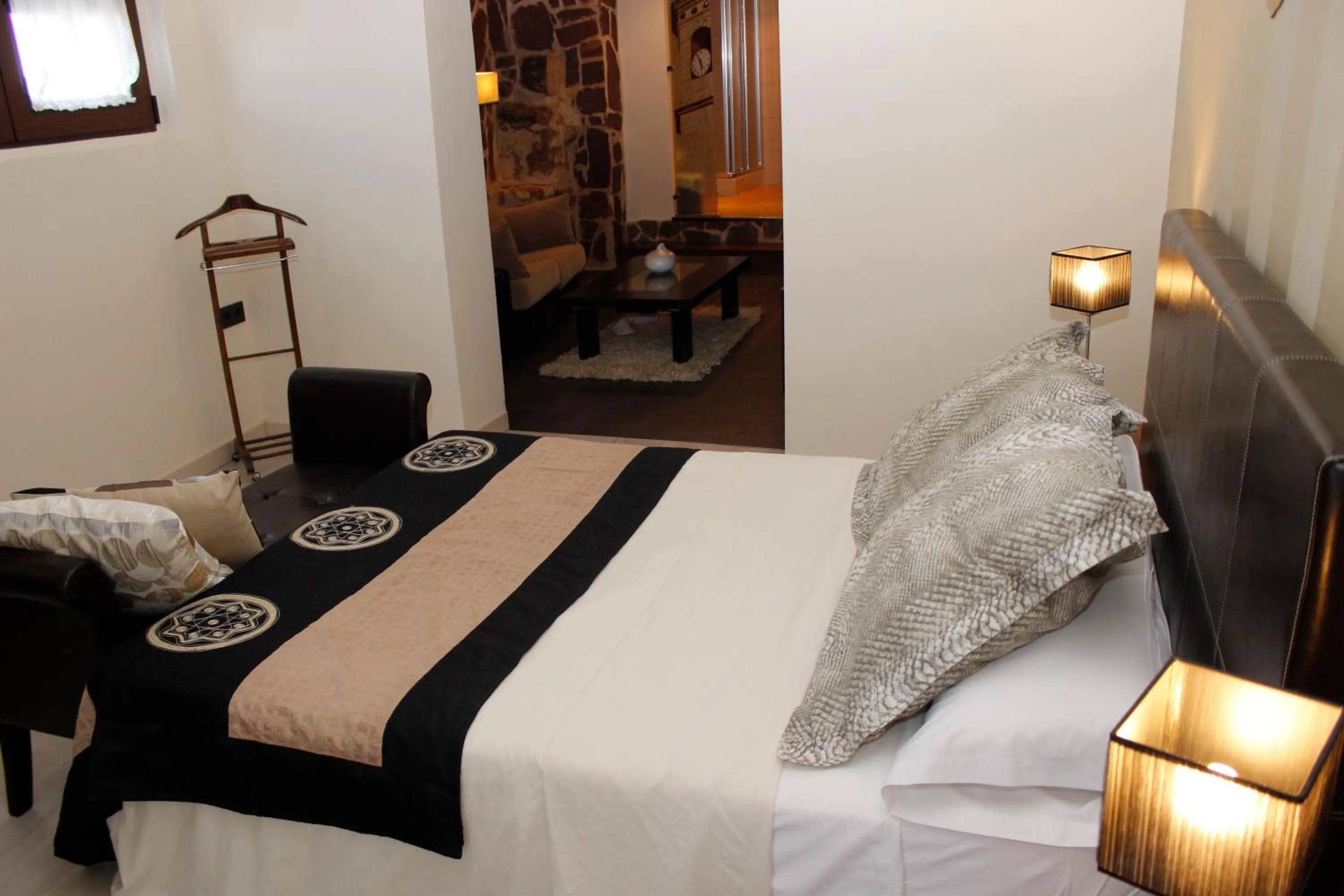 Photo of the whole room, Bed in Palacete Maria Rosa