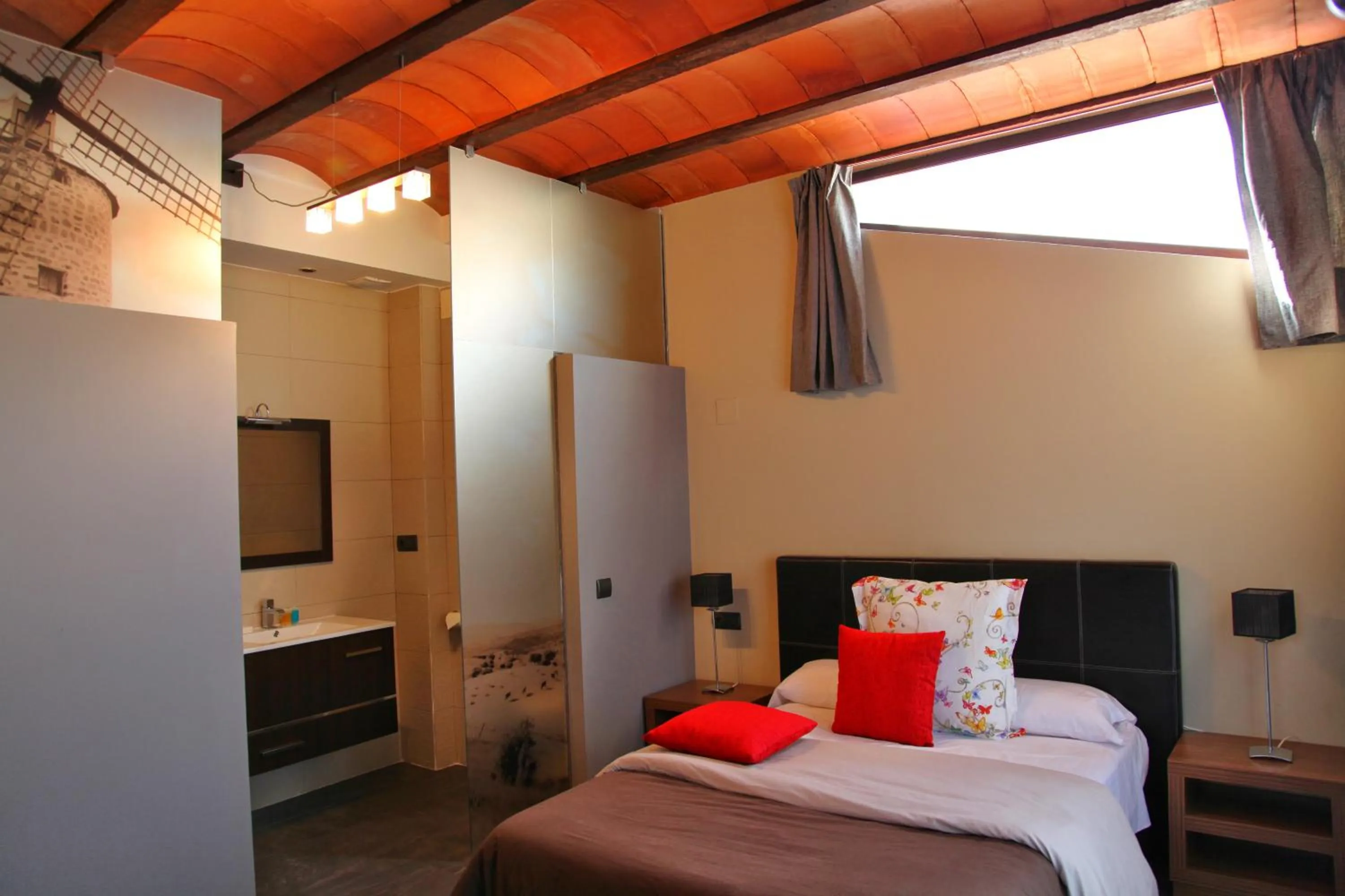 Photo of the whole room, Bed in Palacete Maria Rosa