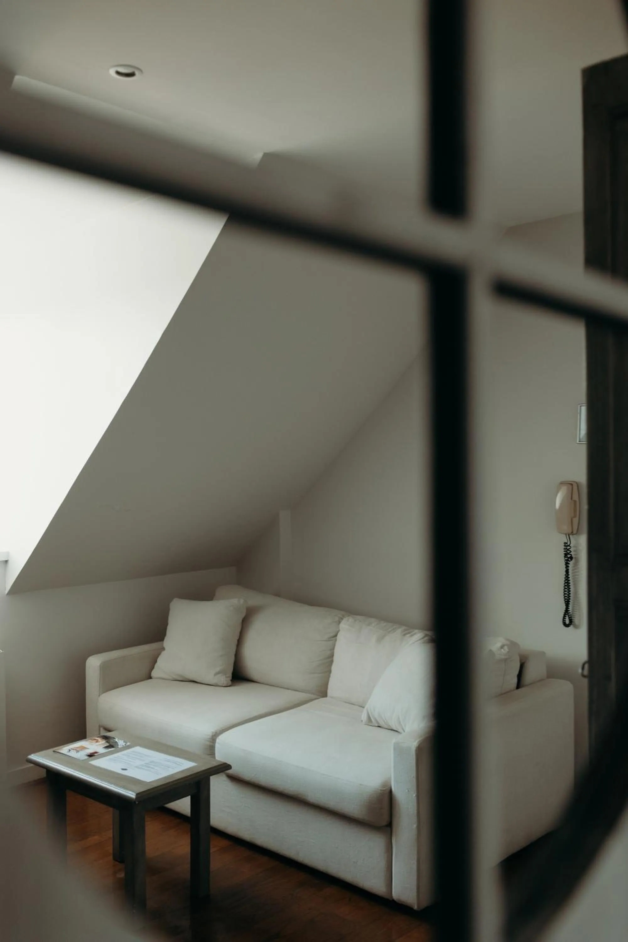 Seating area in Hôtel Le Chatellier - Piscine chauffée d'avril à octobre