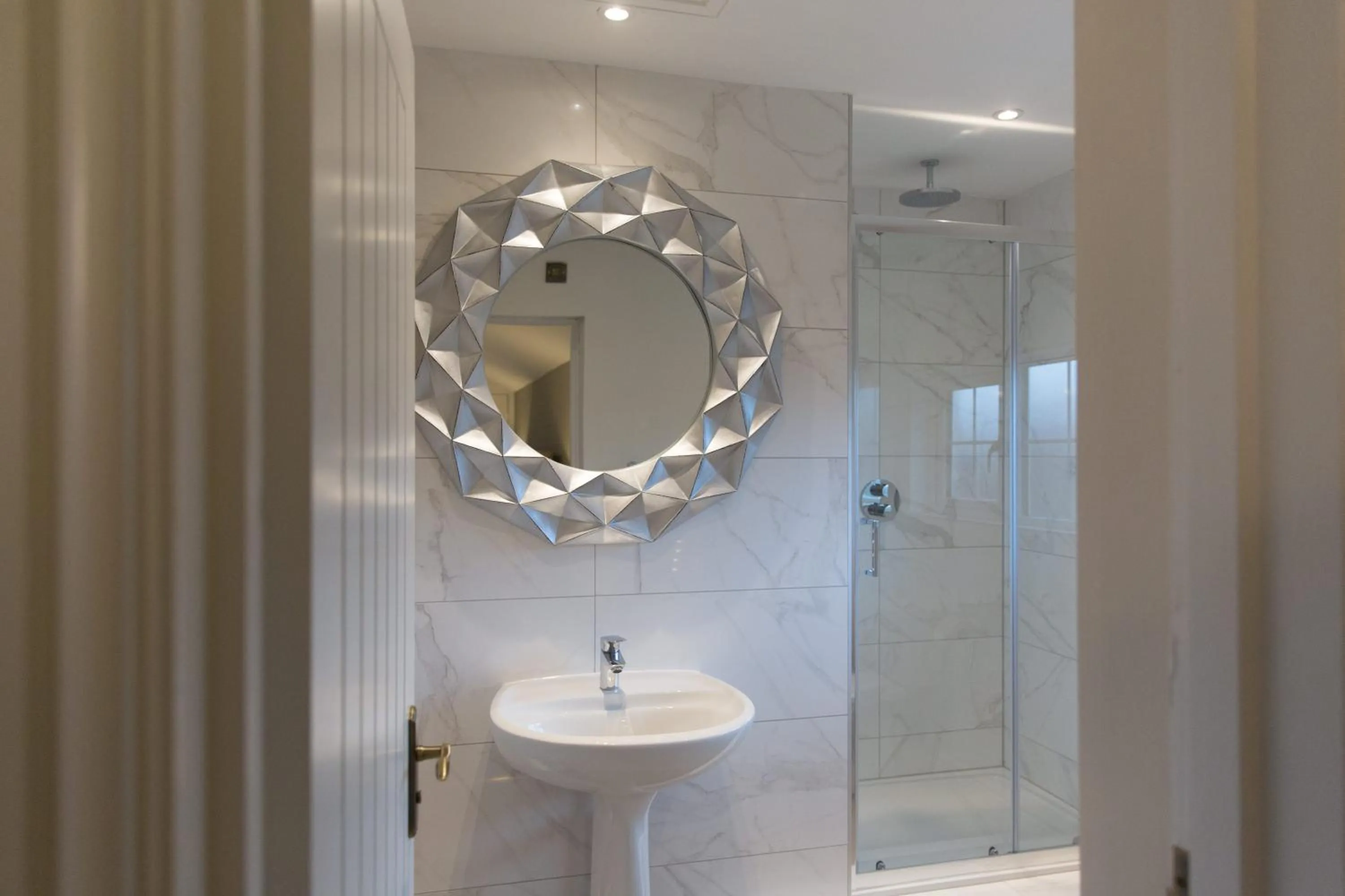 Bathroom in The Dog in Over Peover