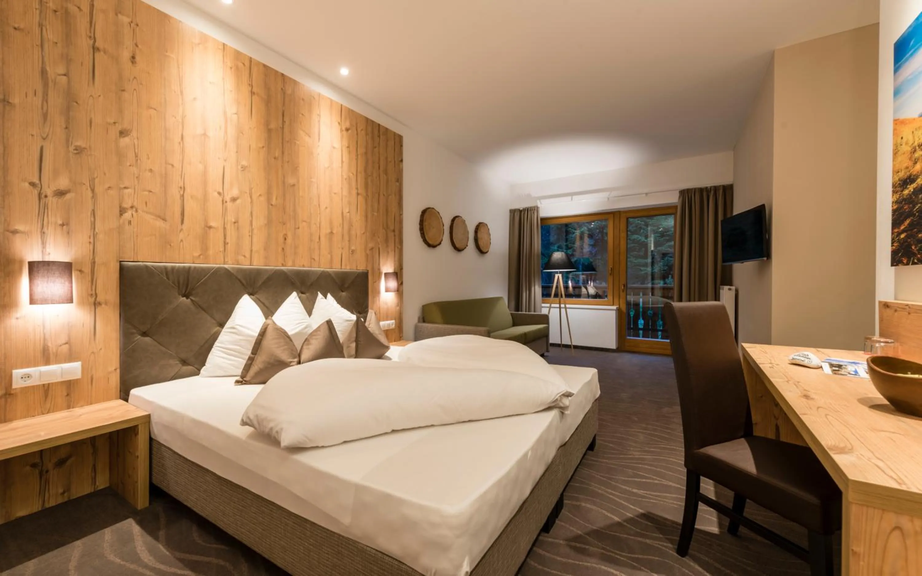 Photo of the whole room, Bed in Hotel Rosengarten