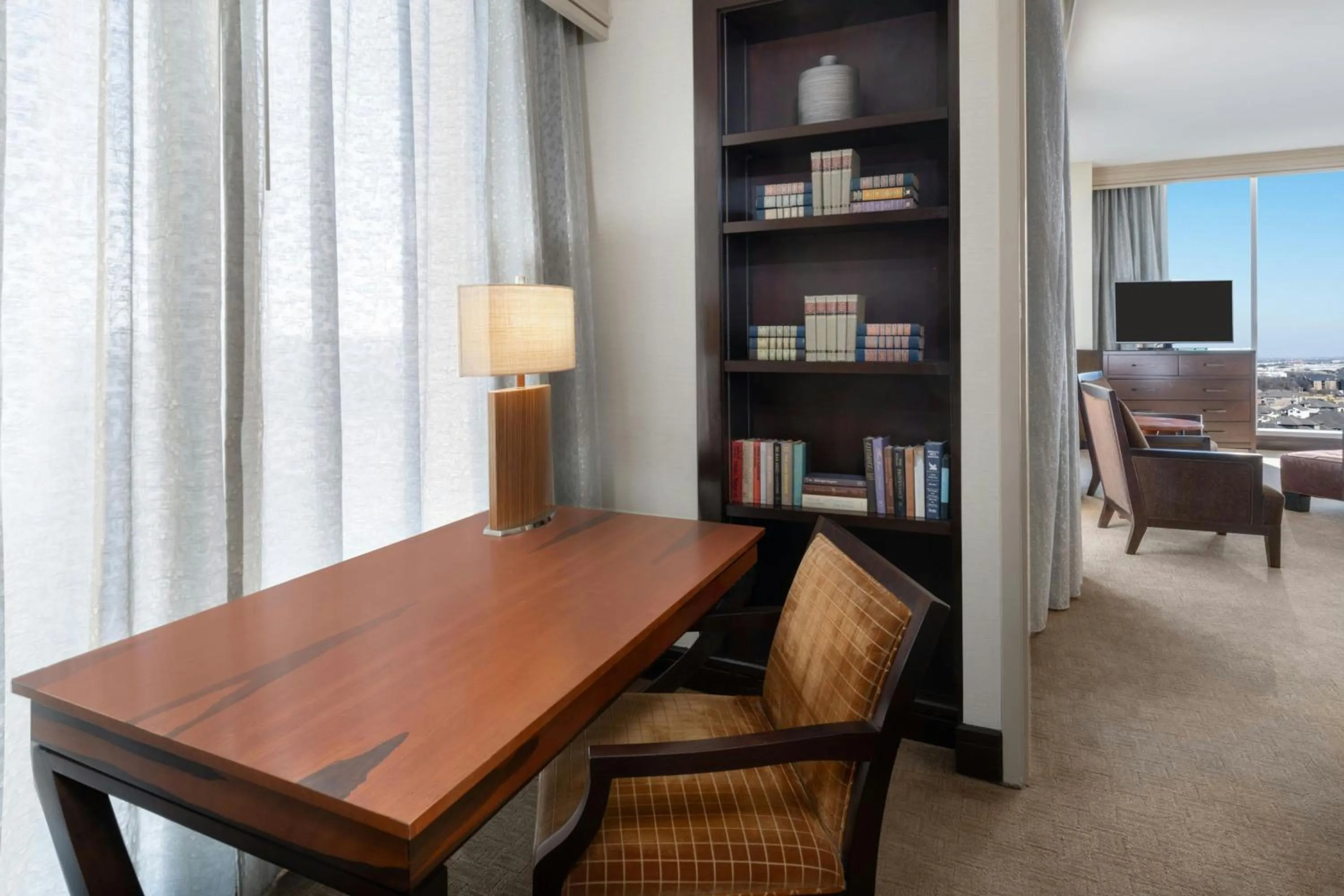 Photo of the whole room in Renaissance Dallas North Hotel