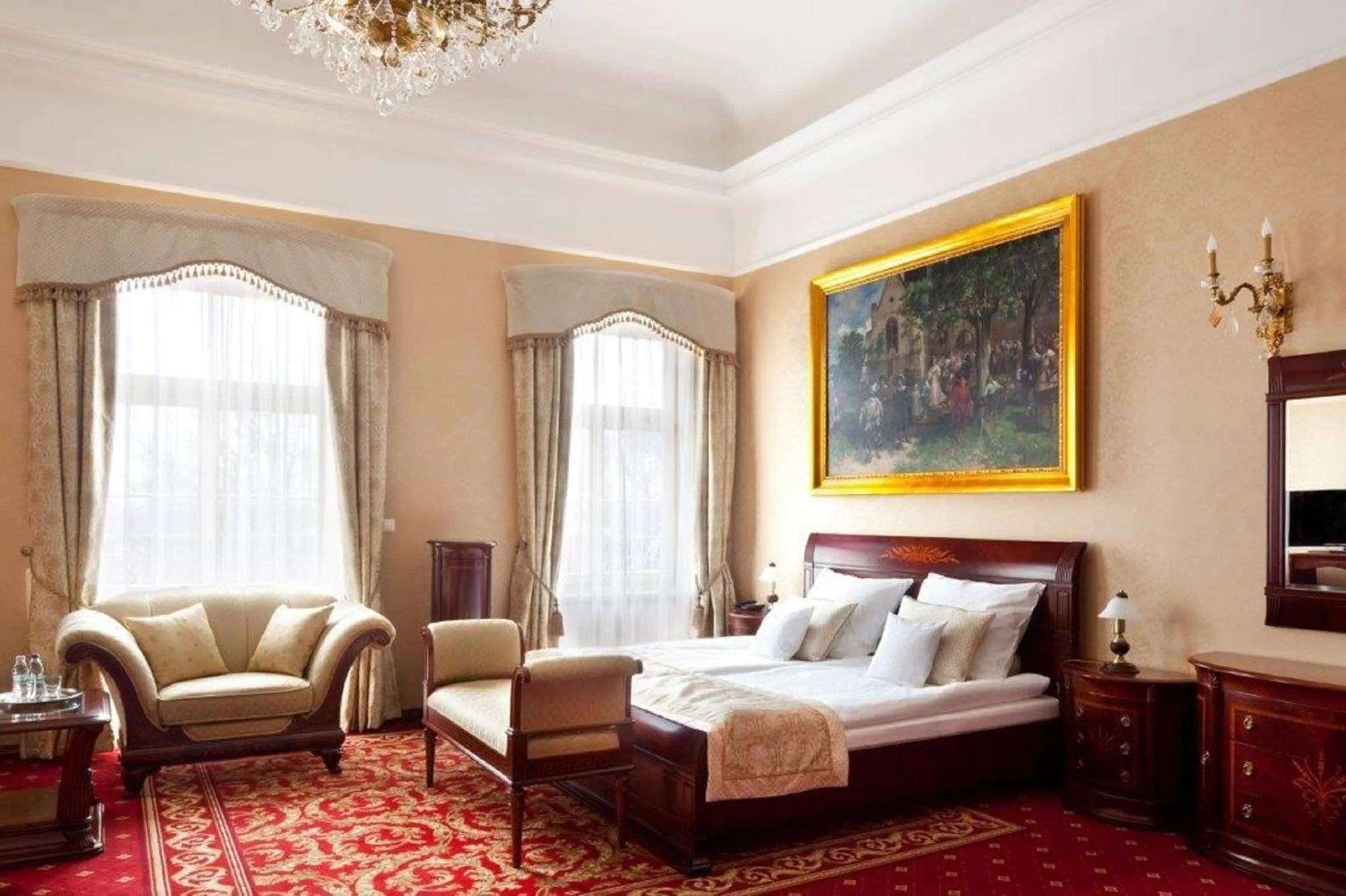 Photo of the whole room, Bed in Pałac Żelechów Spa & Wellness