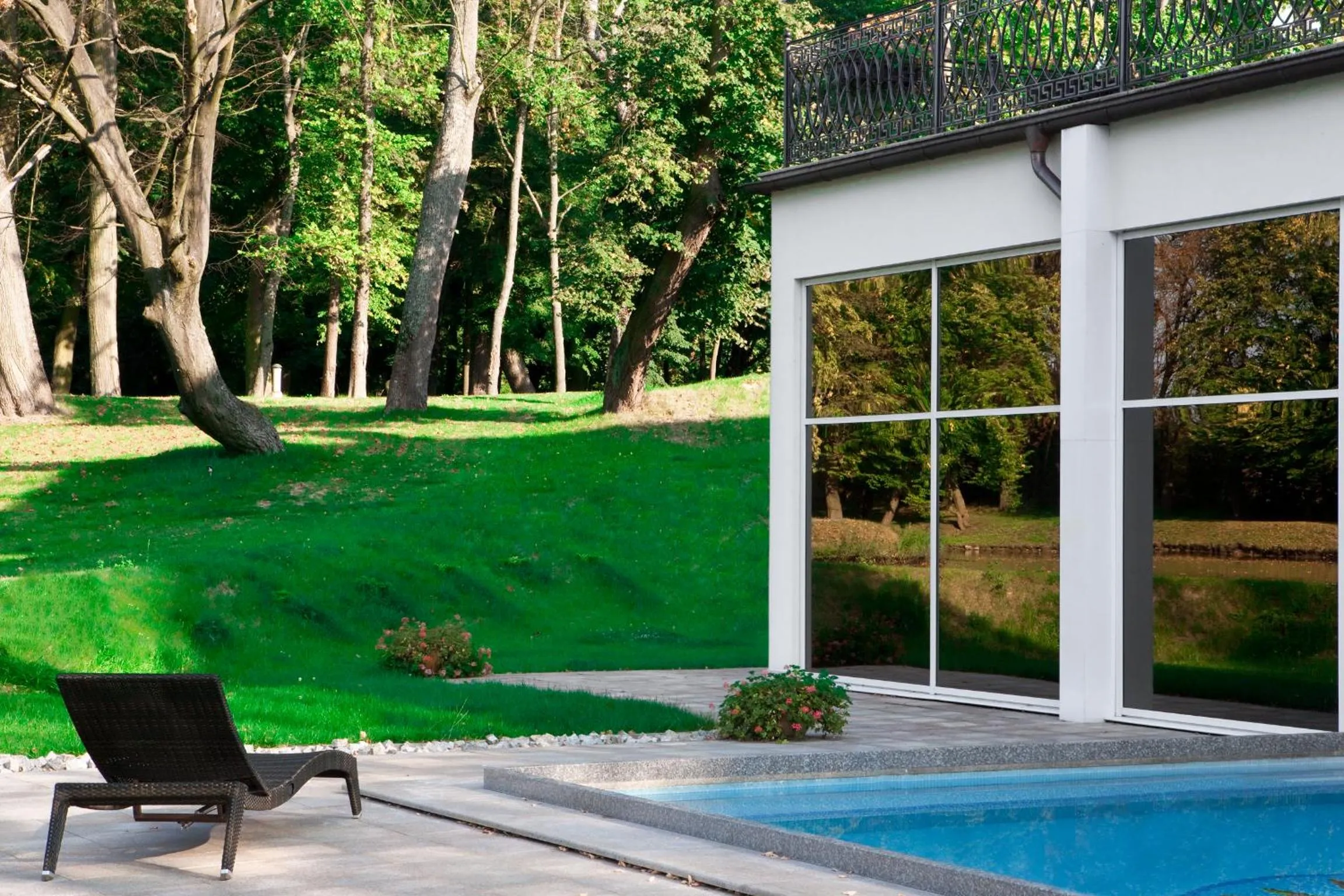 Swimming pool in Pałac Żelechów Spa & Wellness