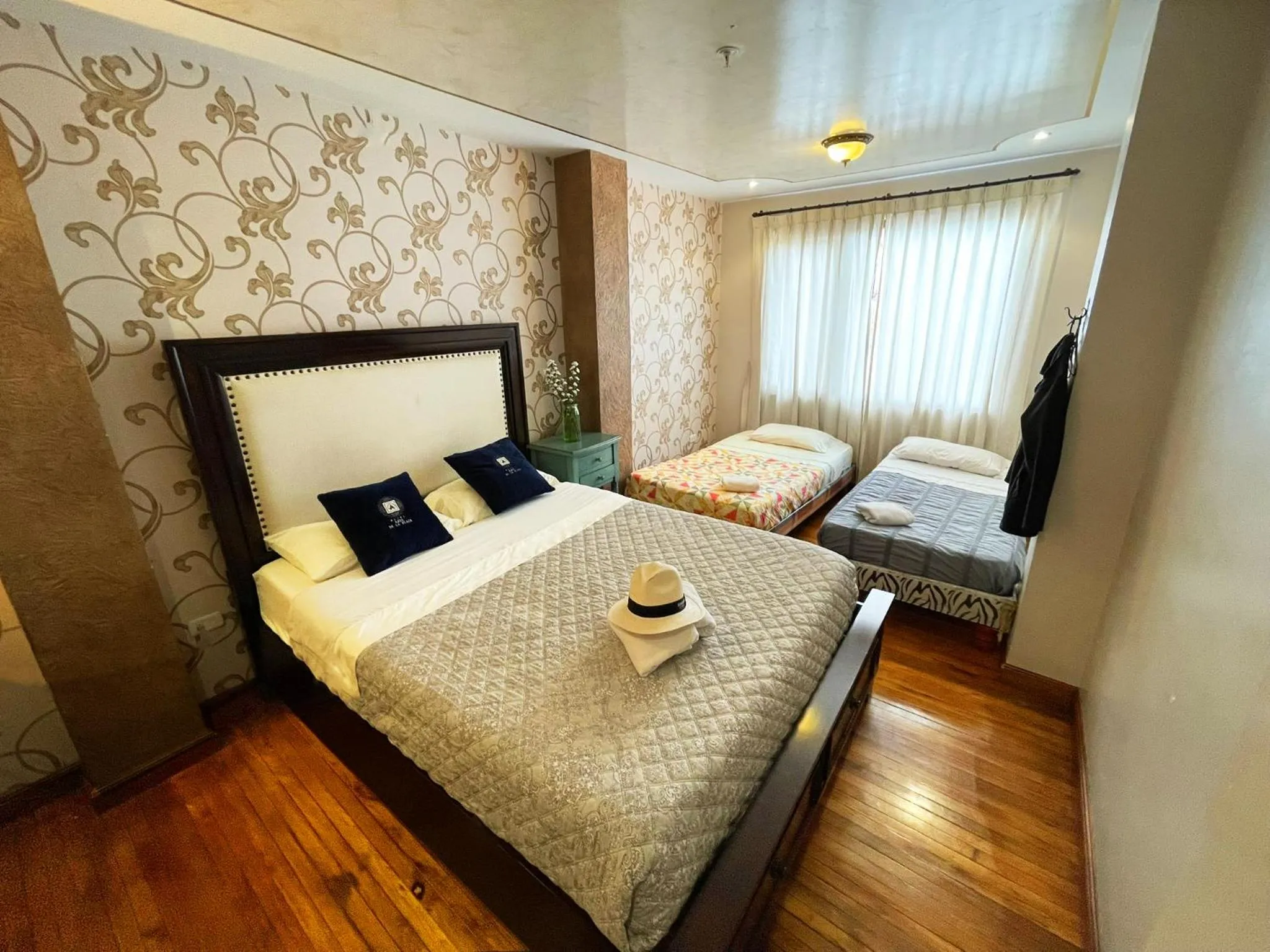 Photo of the whole room, Bed in Hotel Azul de la Plaza by Chat Noir