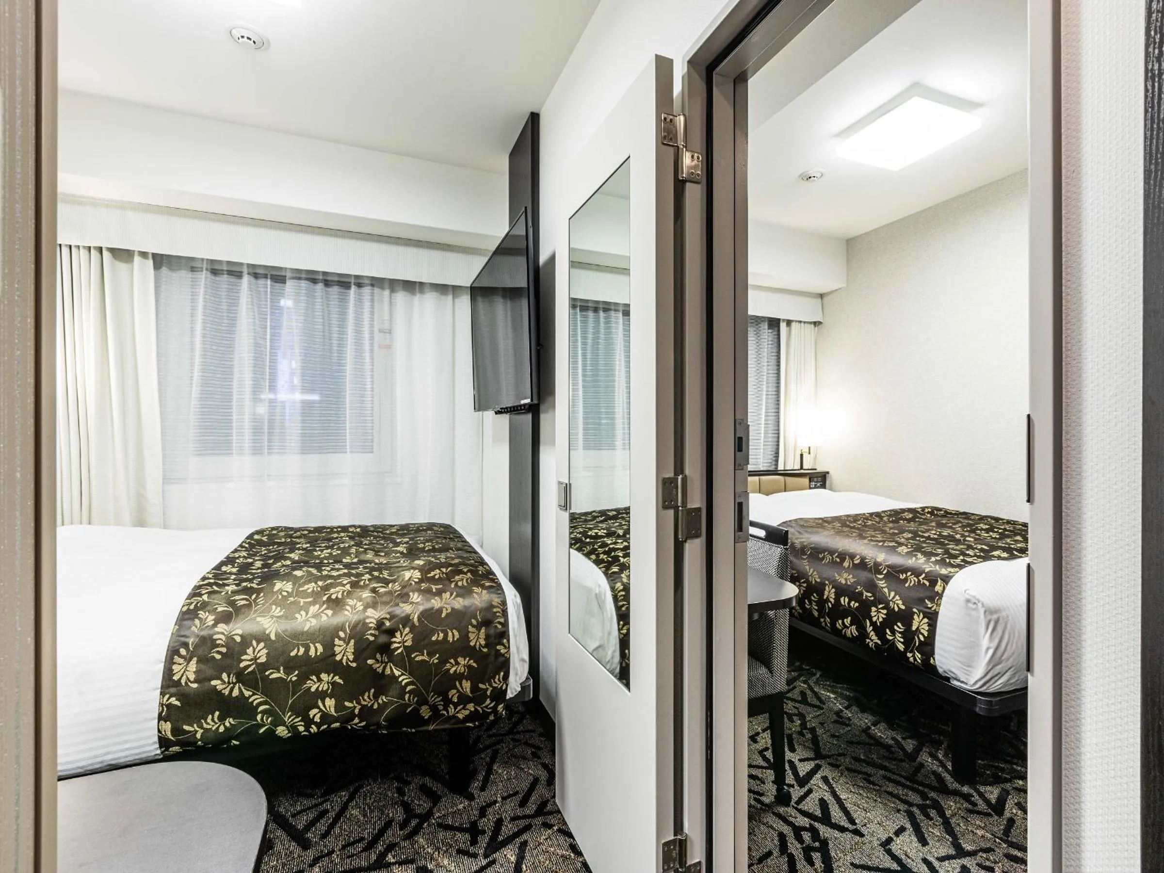 Bed in APA Hotel Nambaminami Ebisucho Eki Shinsekai