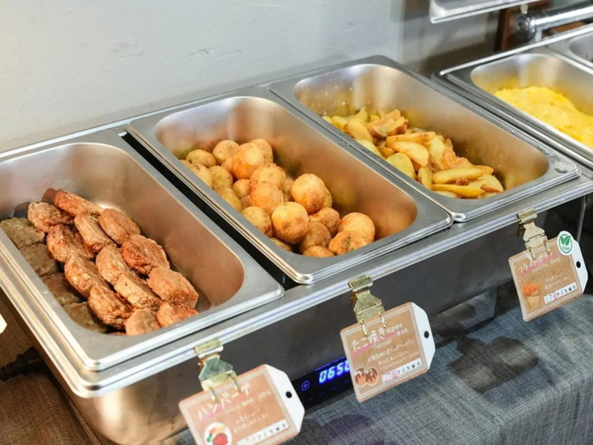 Restaurant/places to eat in APA Hotel Nambaminami Ebisucho Eki Shinsekai