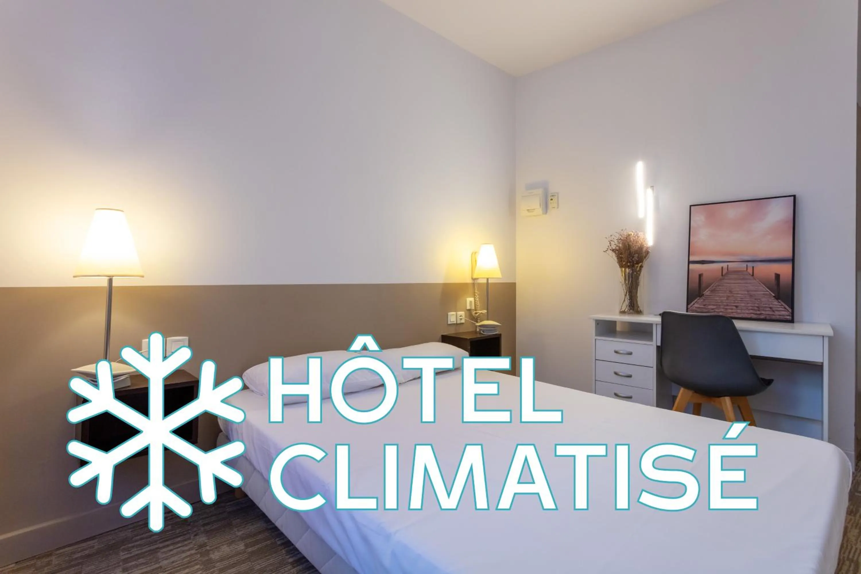 air conditioner in Hotel du Clocher