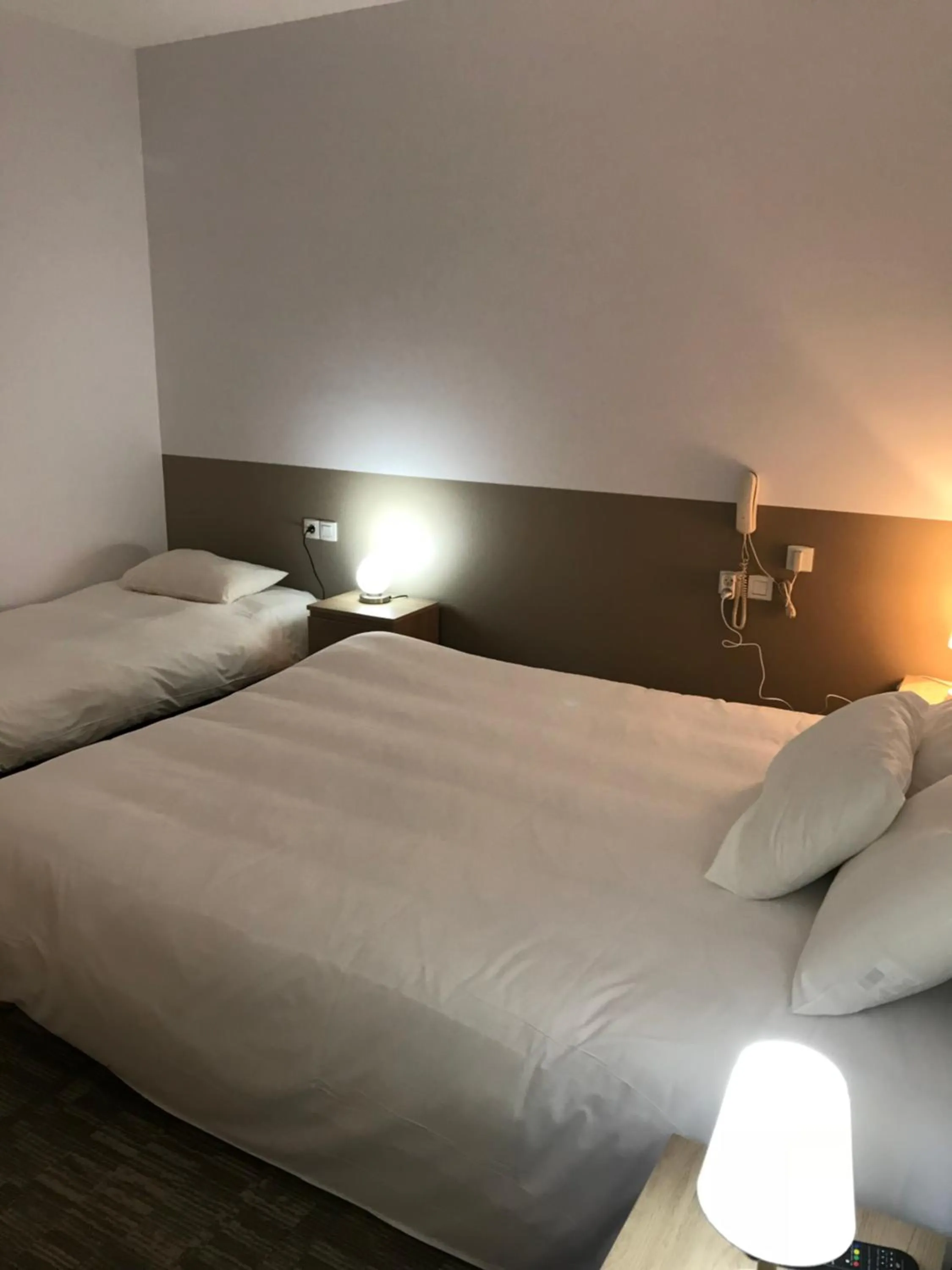 Bedroom, Bed in Hotel du Clocher