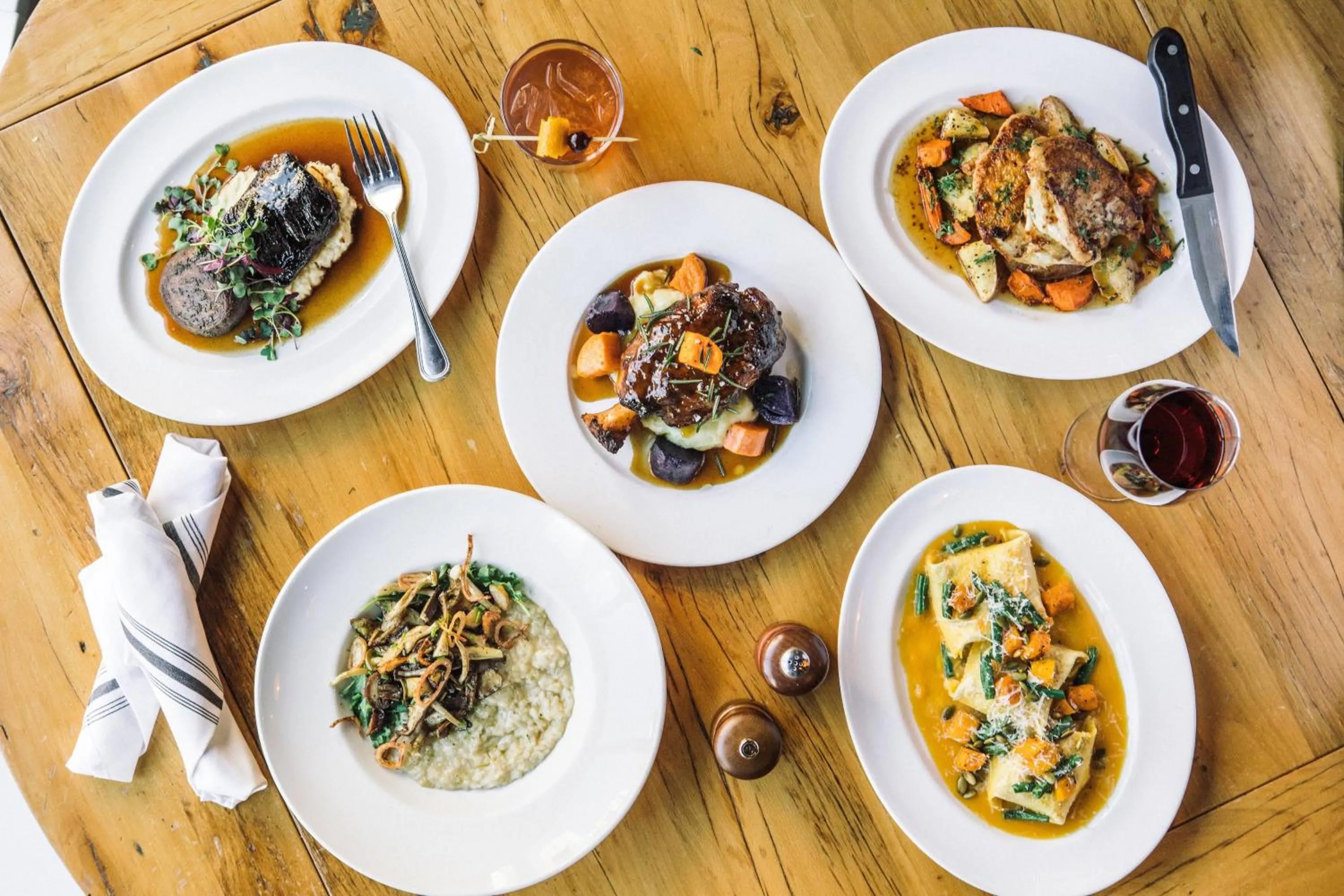 Restaurant/places to eat in Aloft Chicago Downtown River North