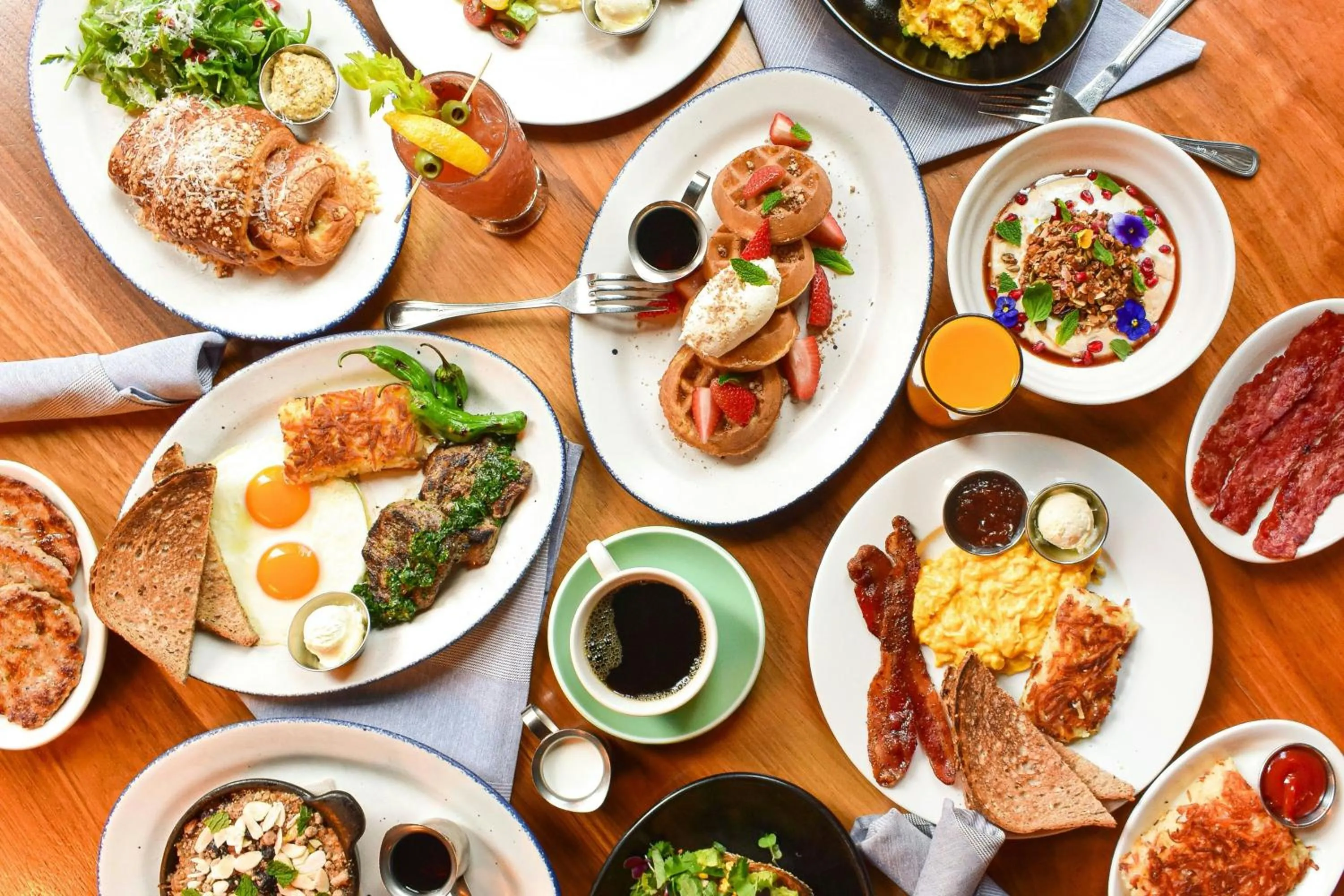 Breakfast in Aloft Chicago Downtown River North