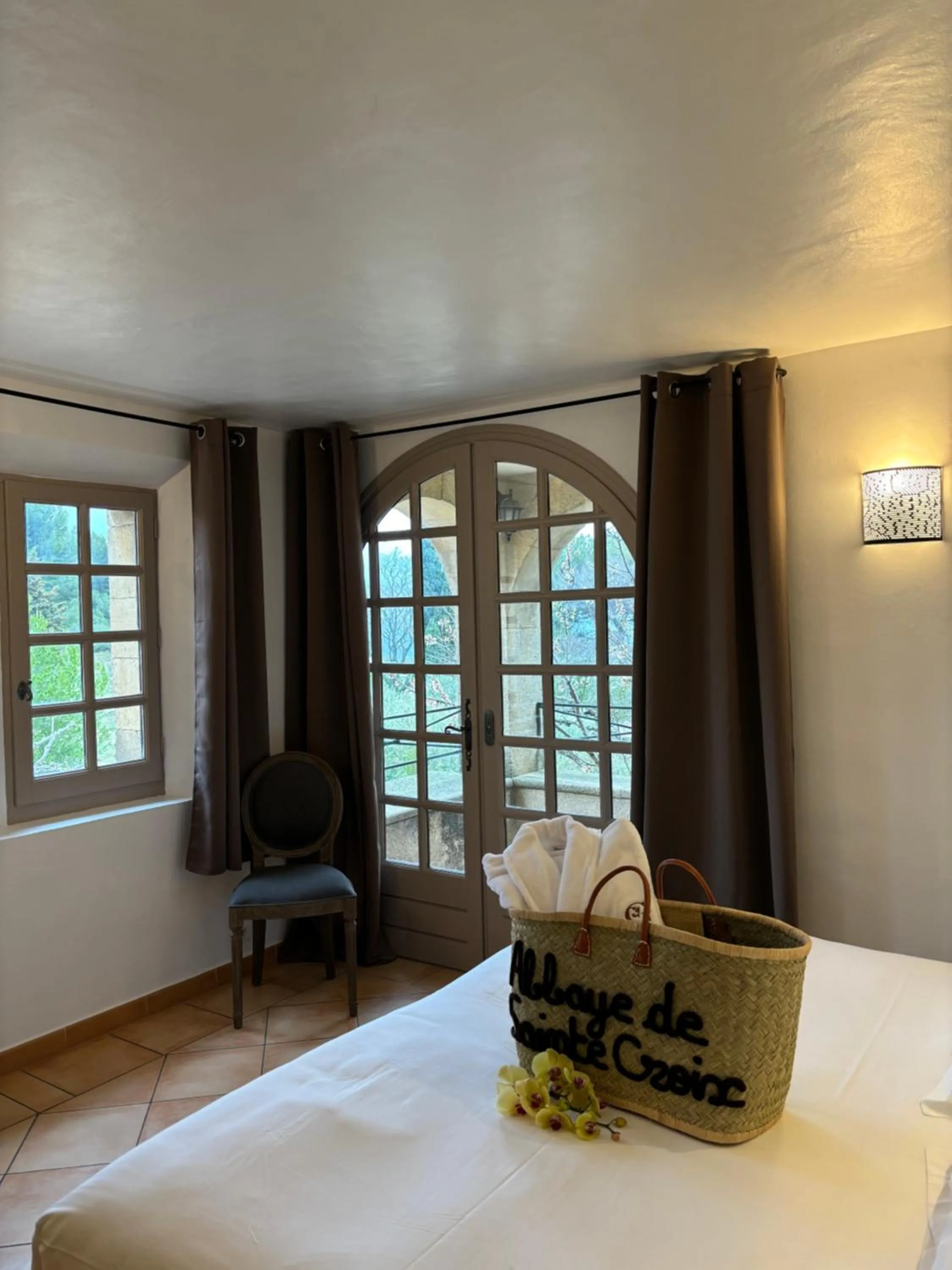 Bedroom, Bed in Garrigae Abbaye de Sainte Croix