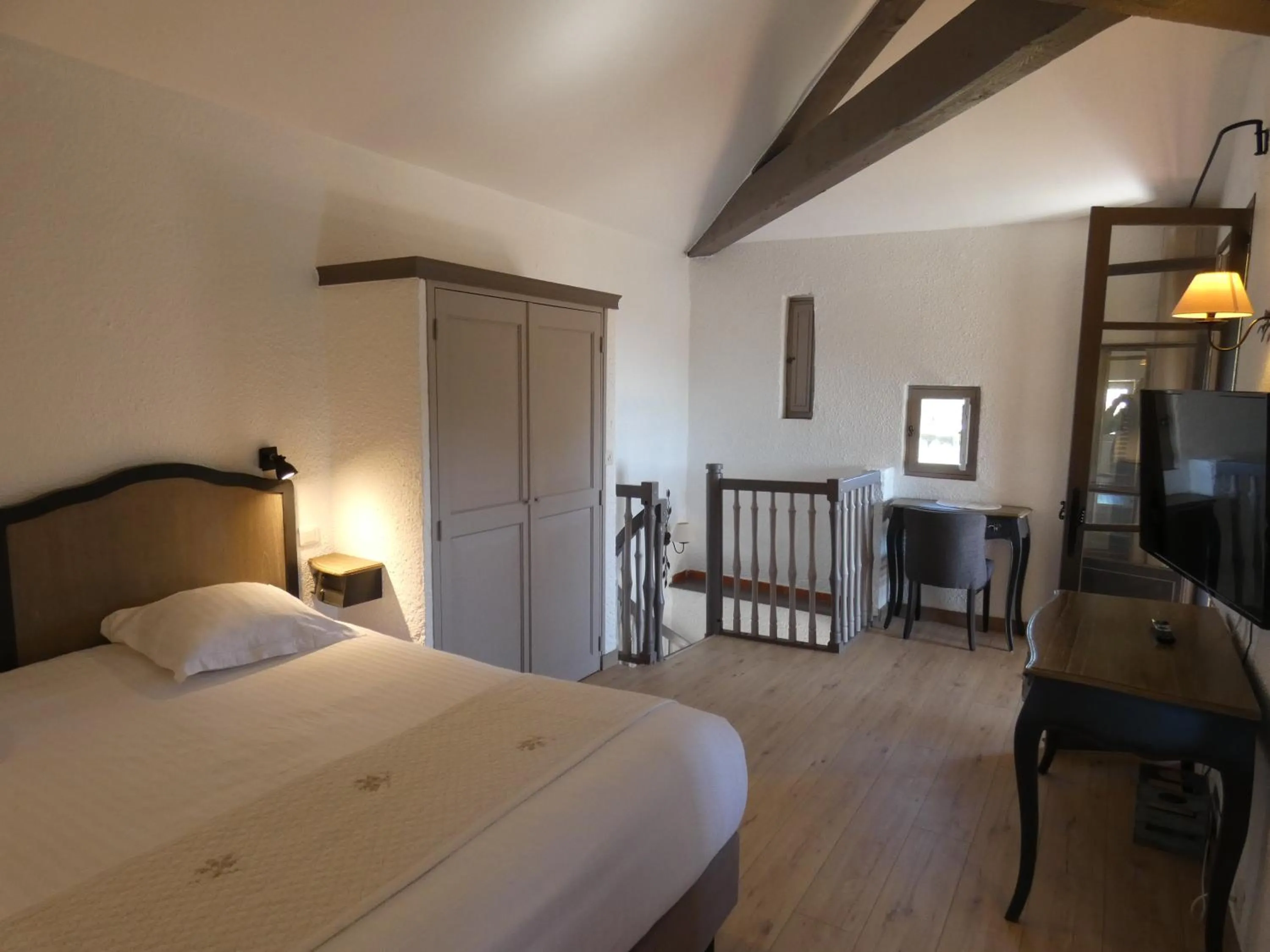 Bedroom, Bed in Garrigae Abbaye de Sainte Croix