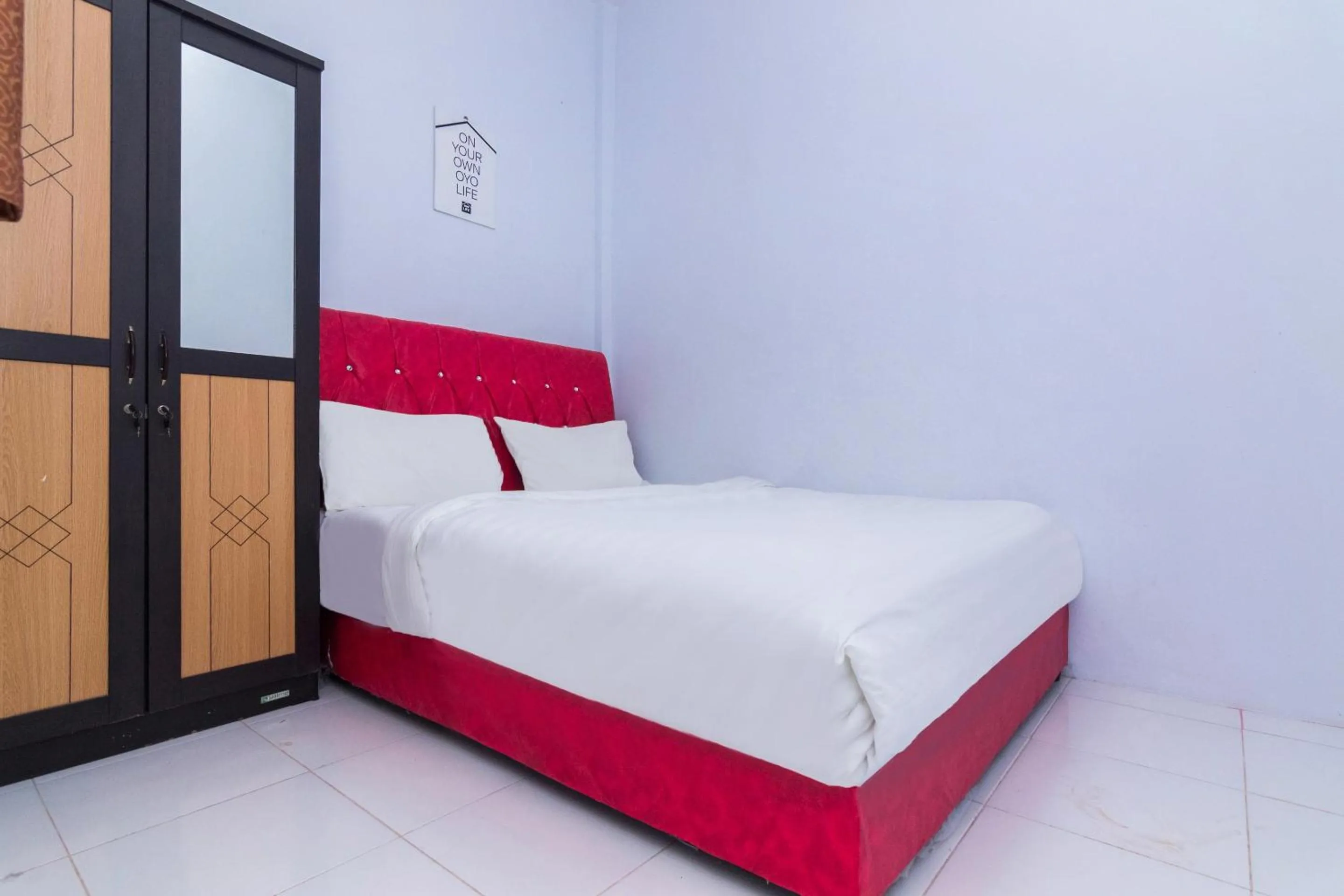 Bedroom, Bed in OYO Life 2670 Aline Kost